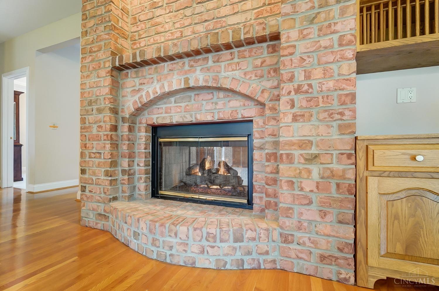 8082 Honeysuckle Lane