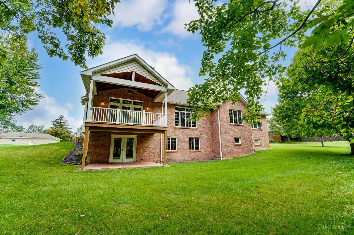 8082 Honeysuckle Lane