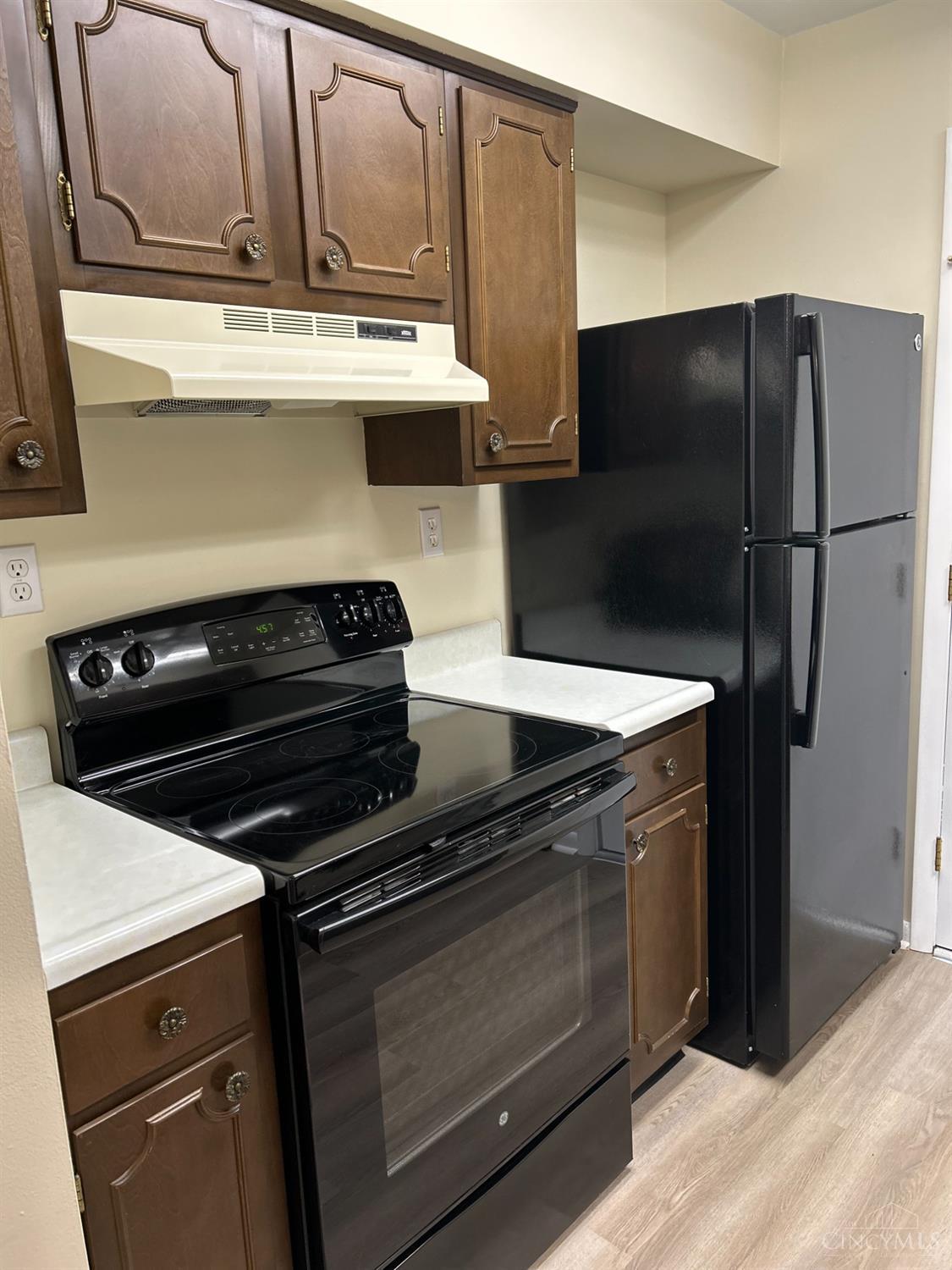 1 Cedar Cove Court B