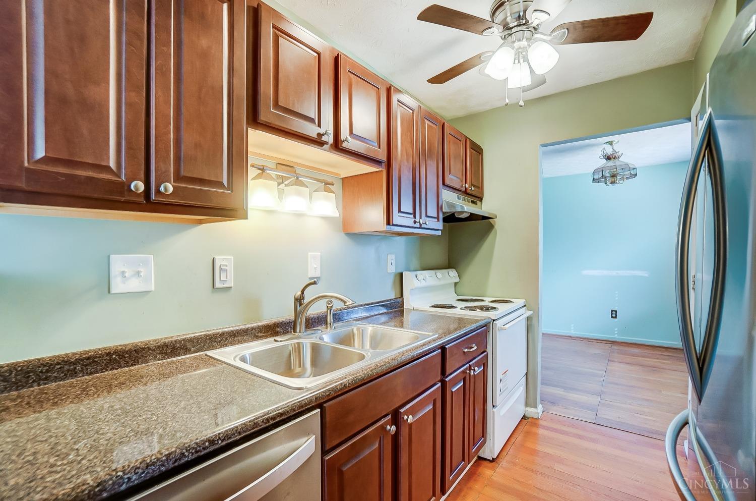 1436 Meadowbright Lane