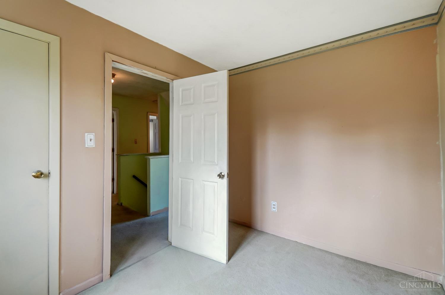 1436 Meadowbright Lane