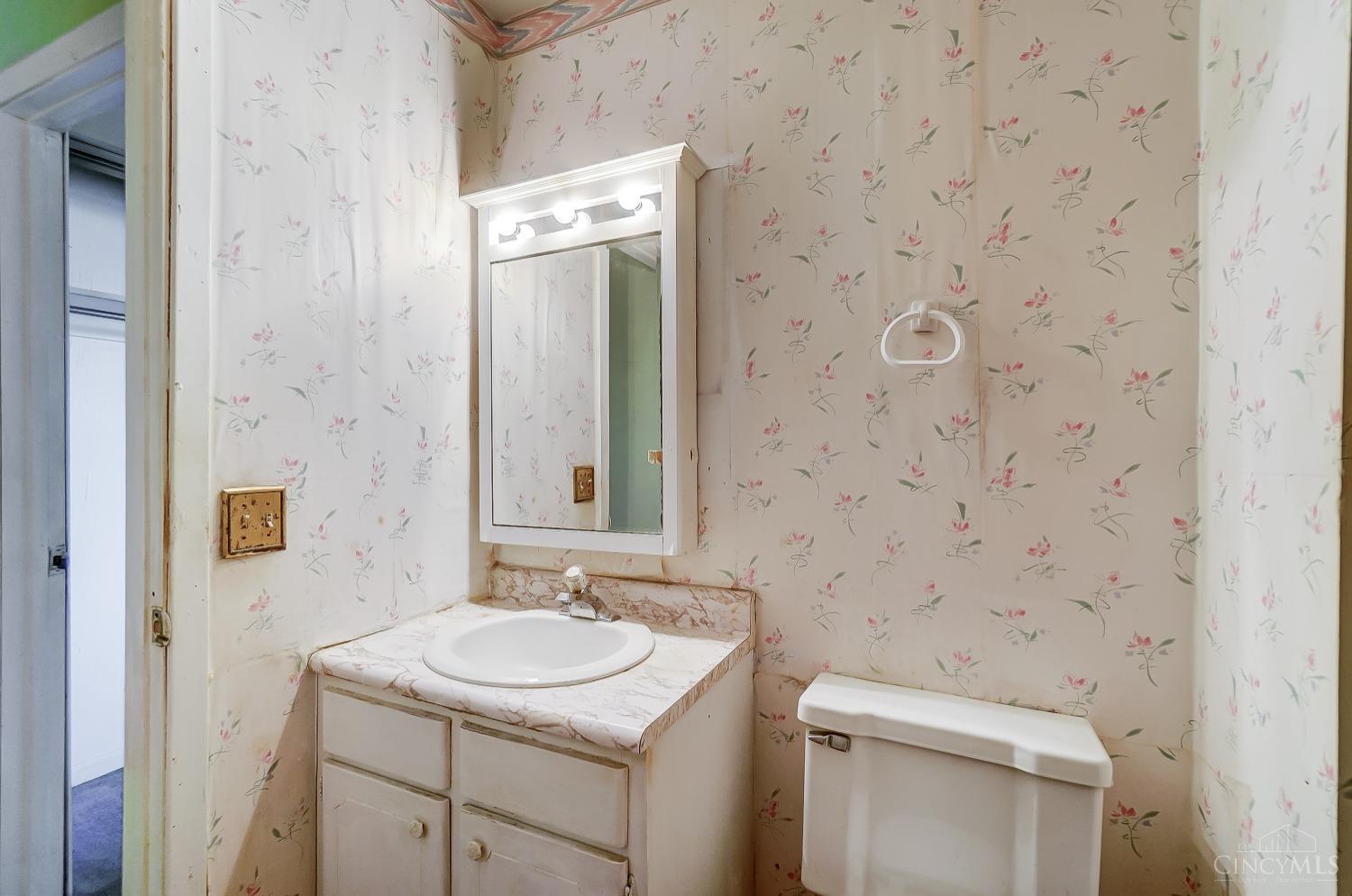 1436 Meadowbright Lane