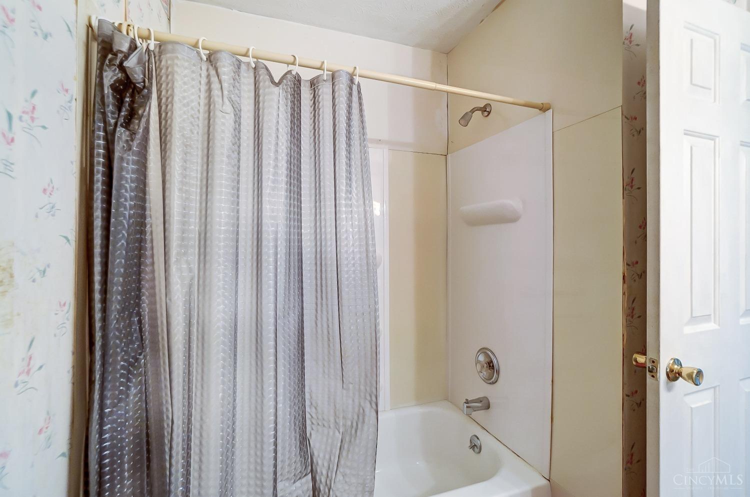 1436 Meadowbright Lane