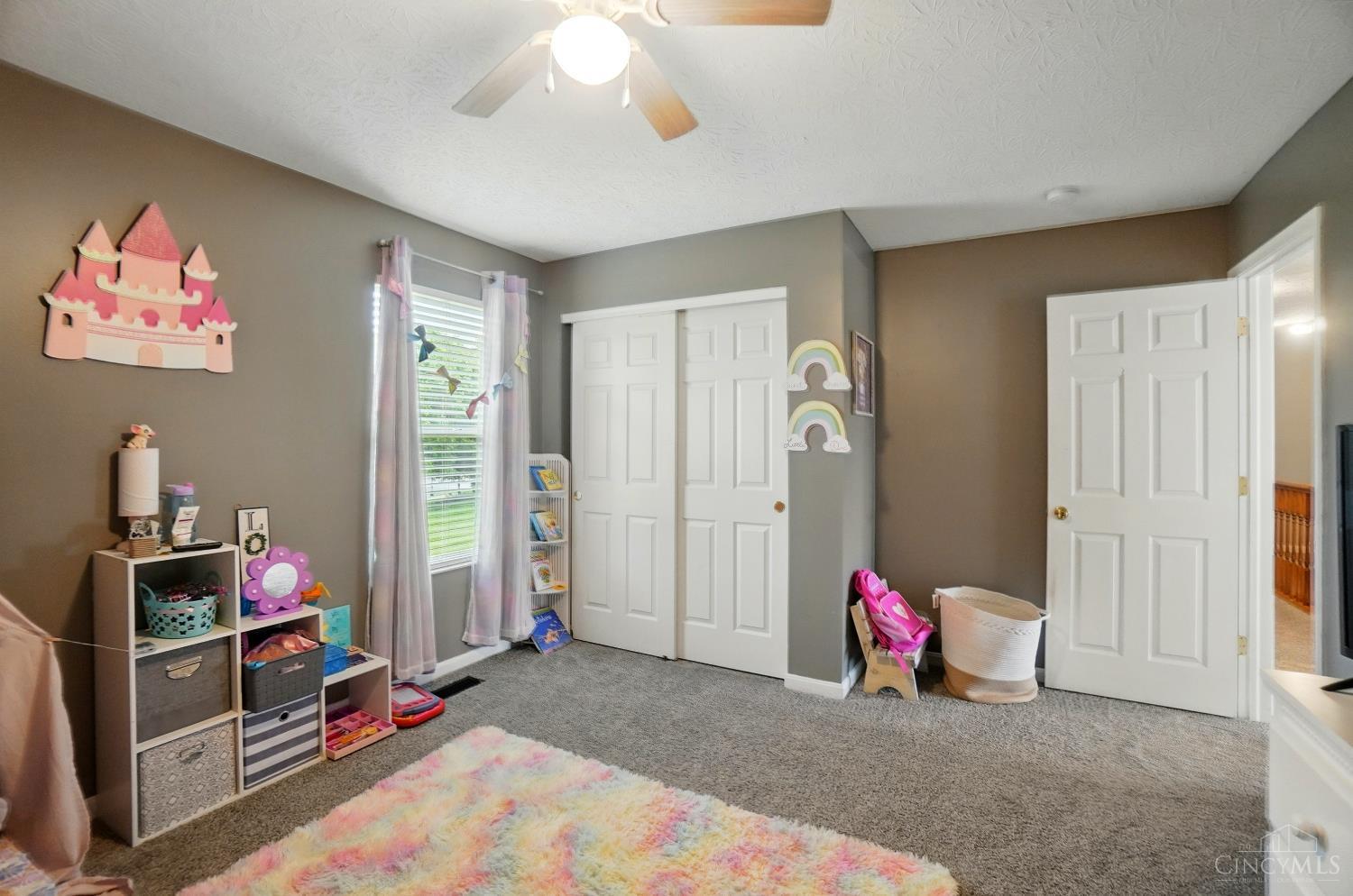 1200 W Glenwood Court