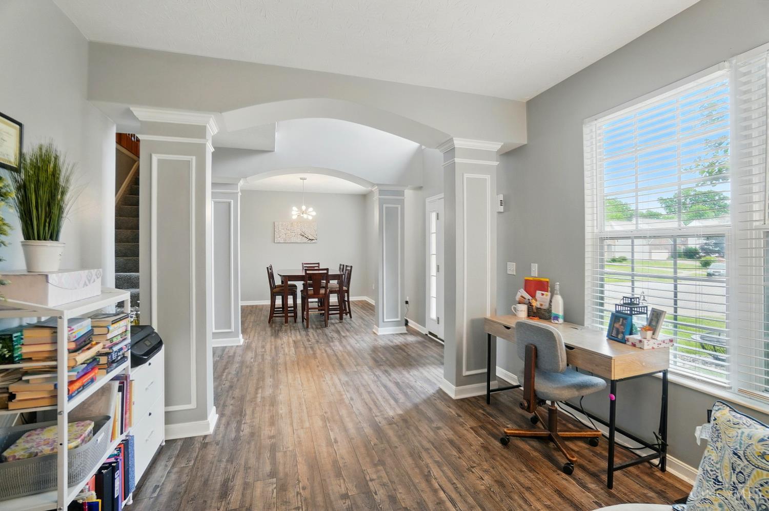 1200 W Glenwood Court