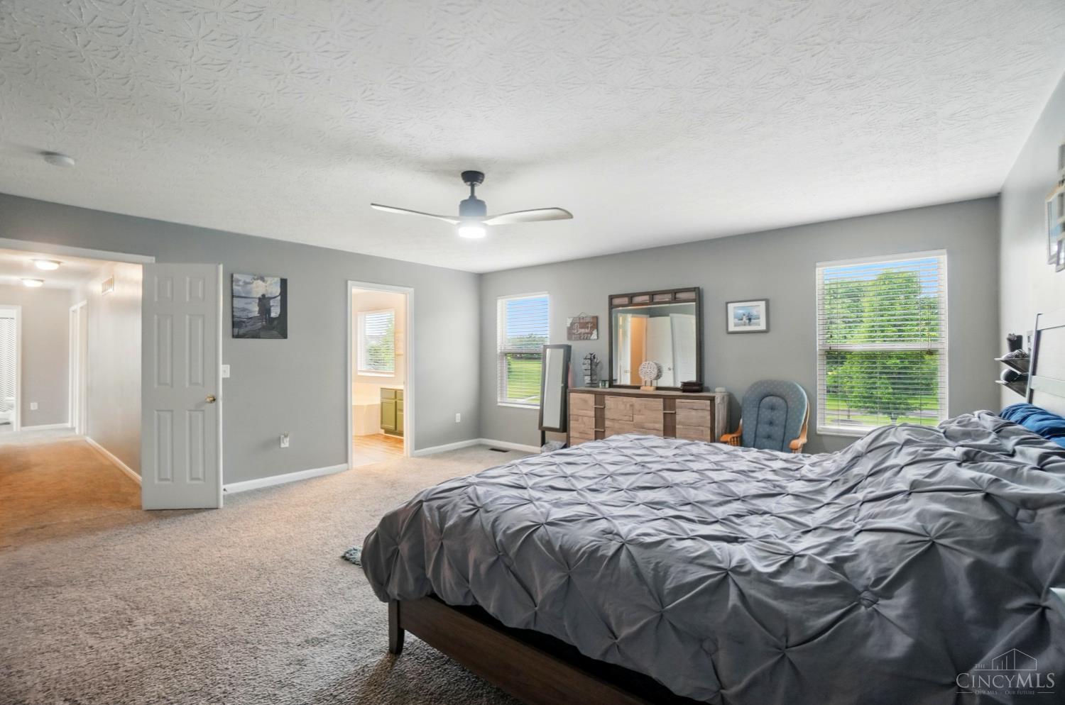 1200 W Glenwood Court