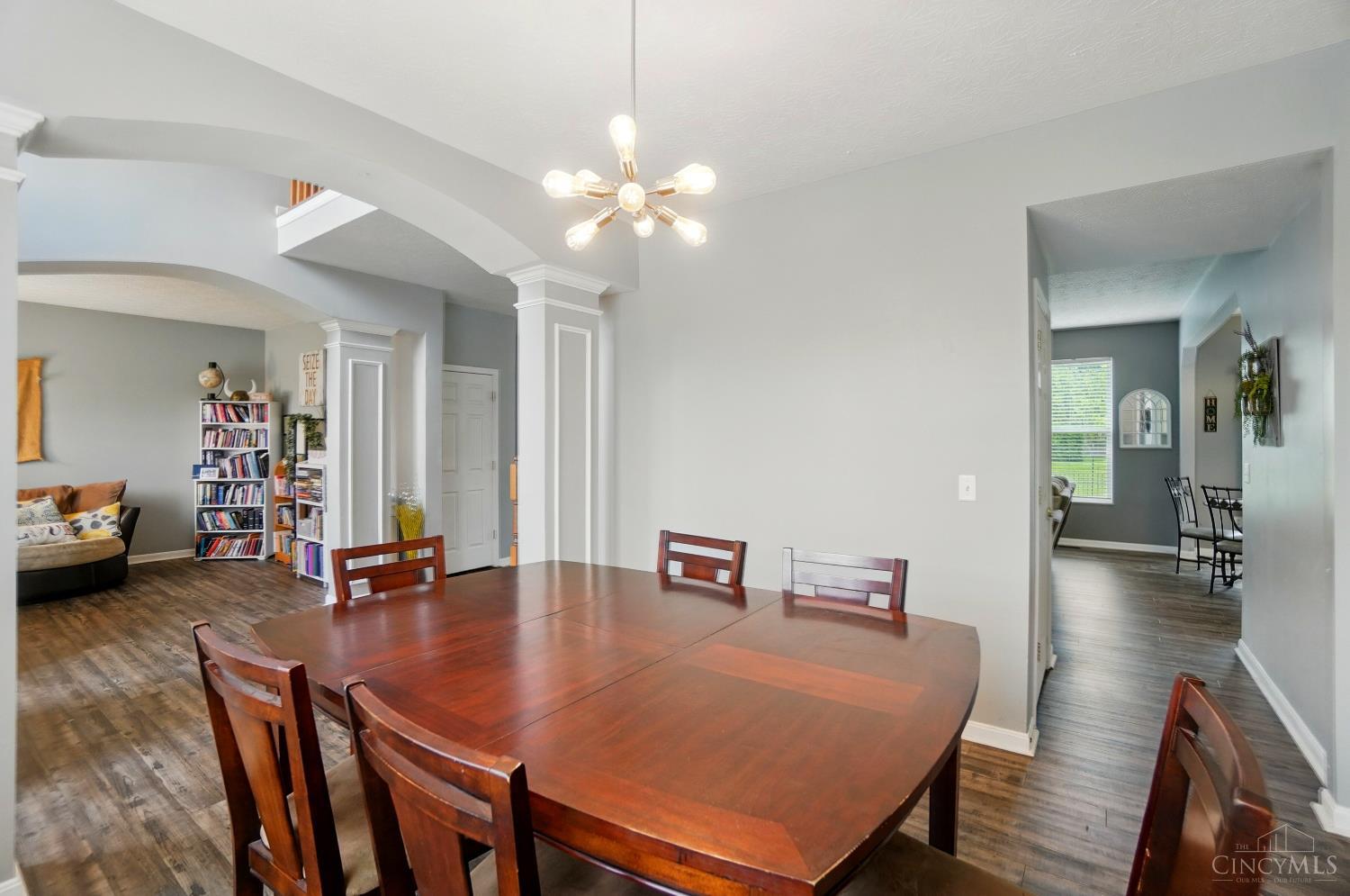 1200 W Glenwood Court