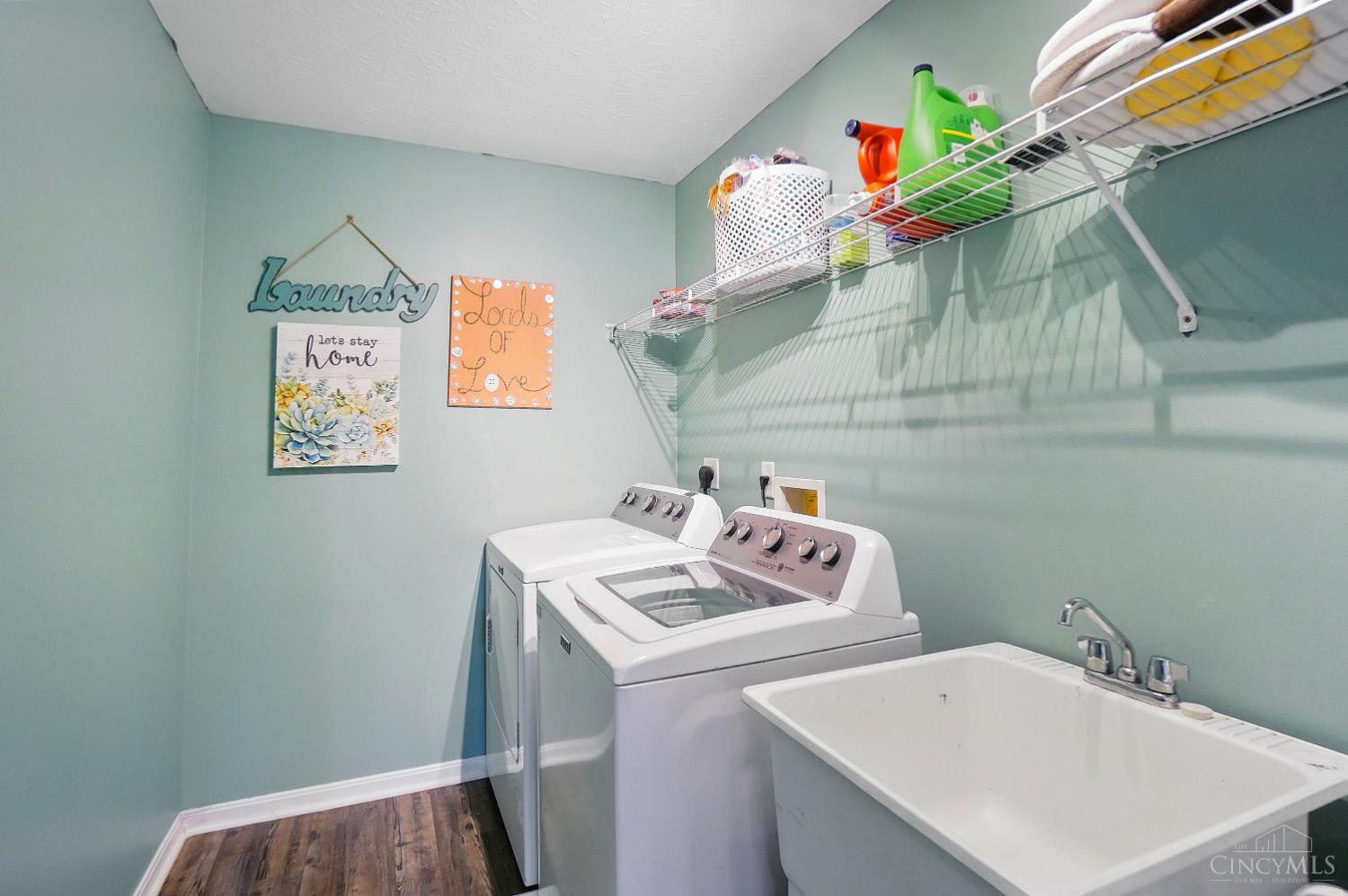 1200 W Glenwood Court