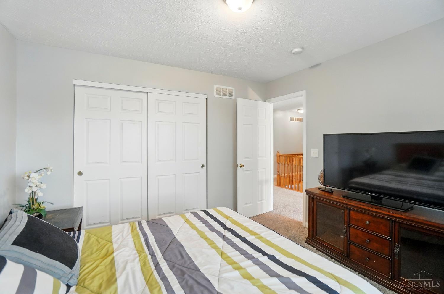 1200 W Glenwood Court