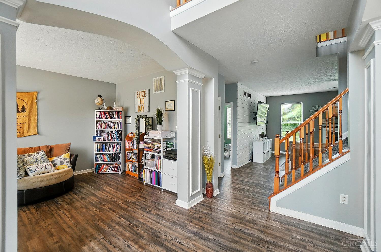 1200 W Glenwood Court