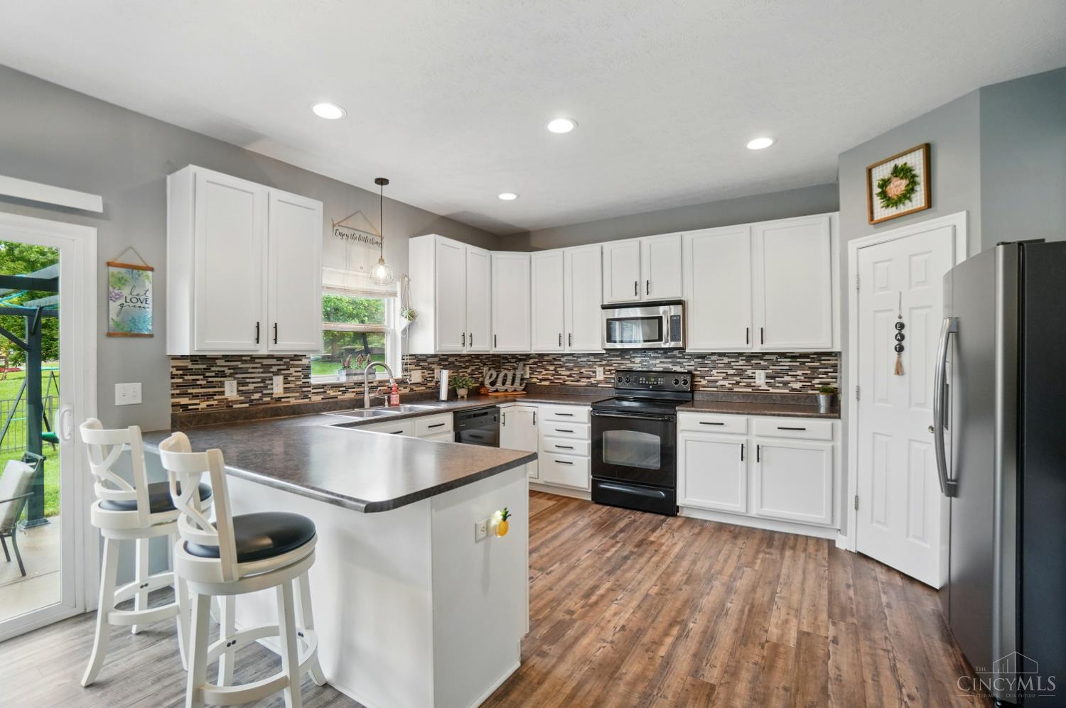 1200 W Glenwood Court