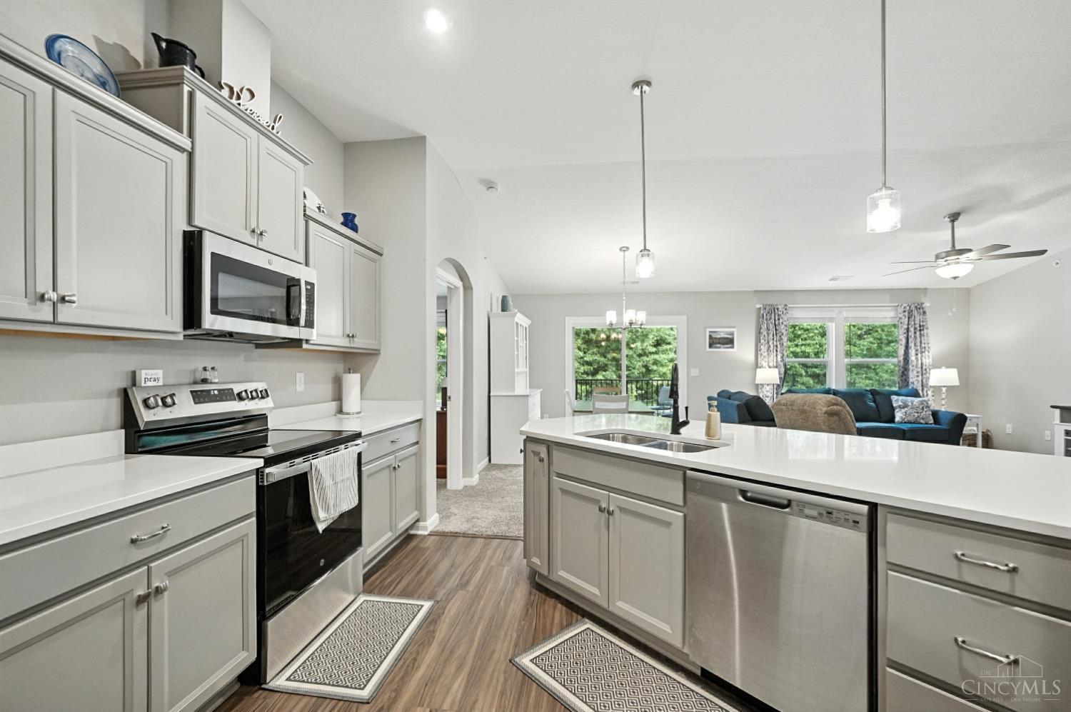 5882 Parkview Lane 304