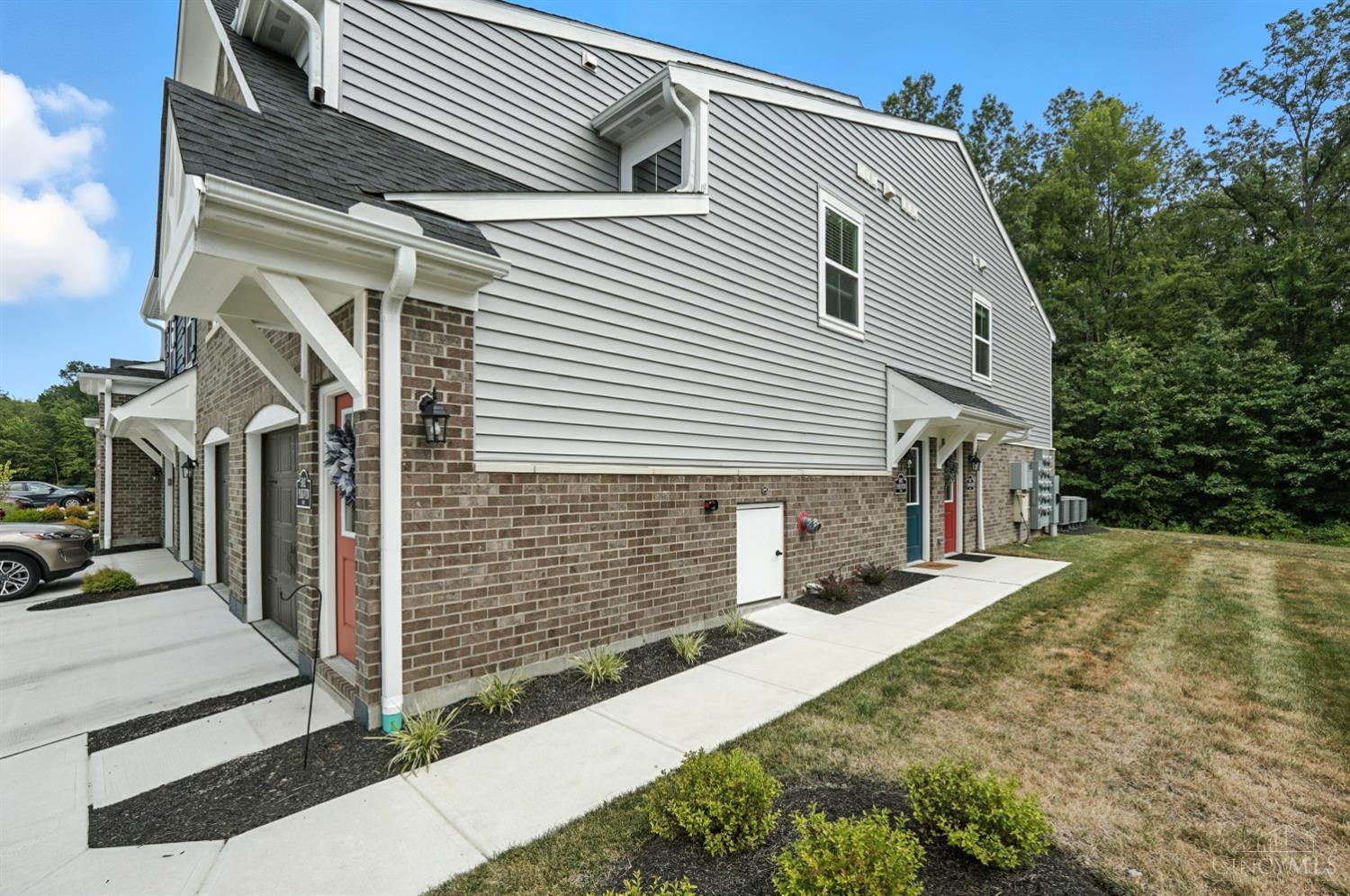 5882 Parkview Lane 304