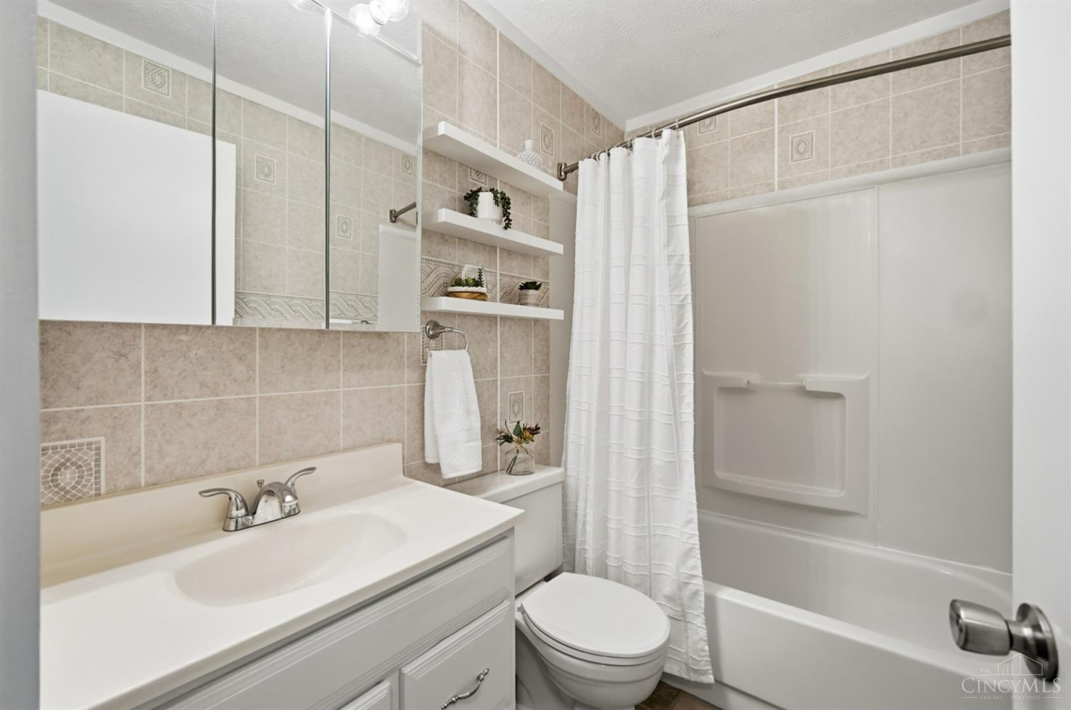 5818 Mount Vernon Drive