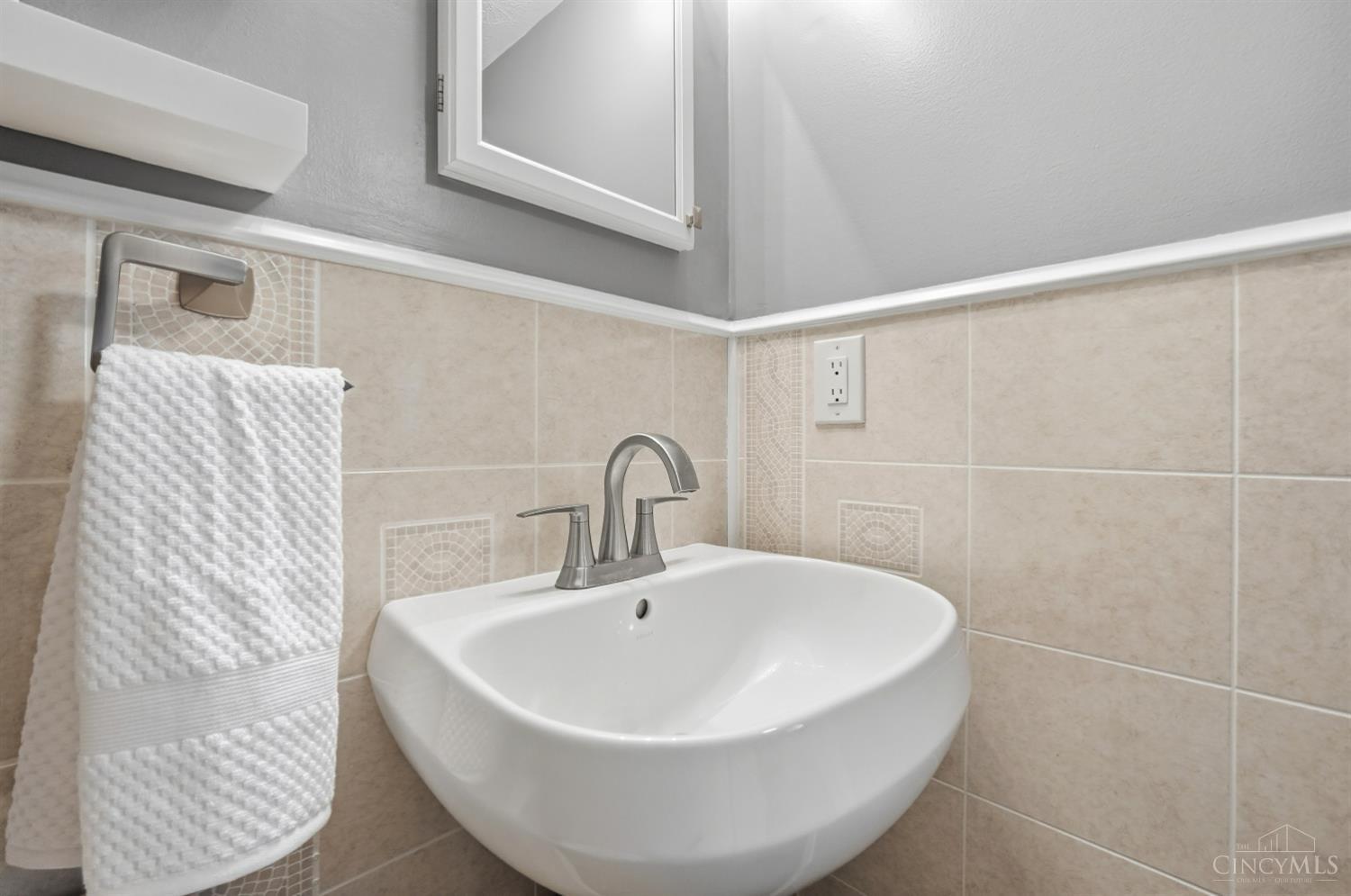 5818 Mount Vernon Drive