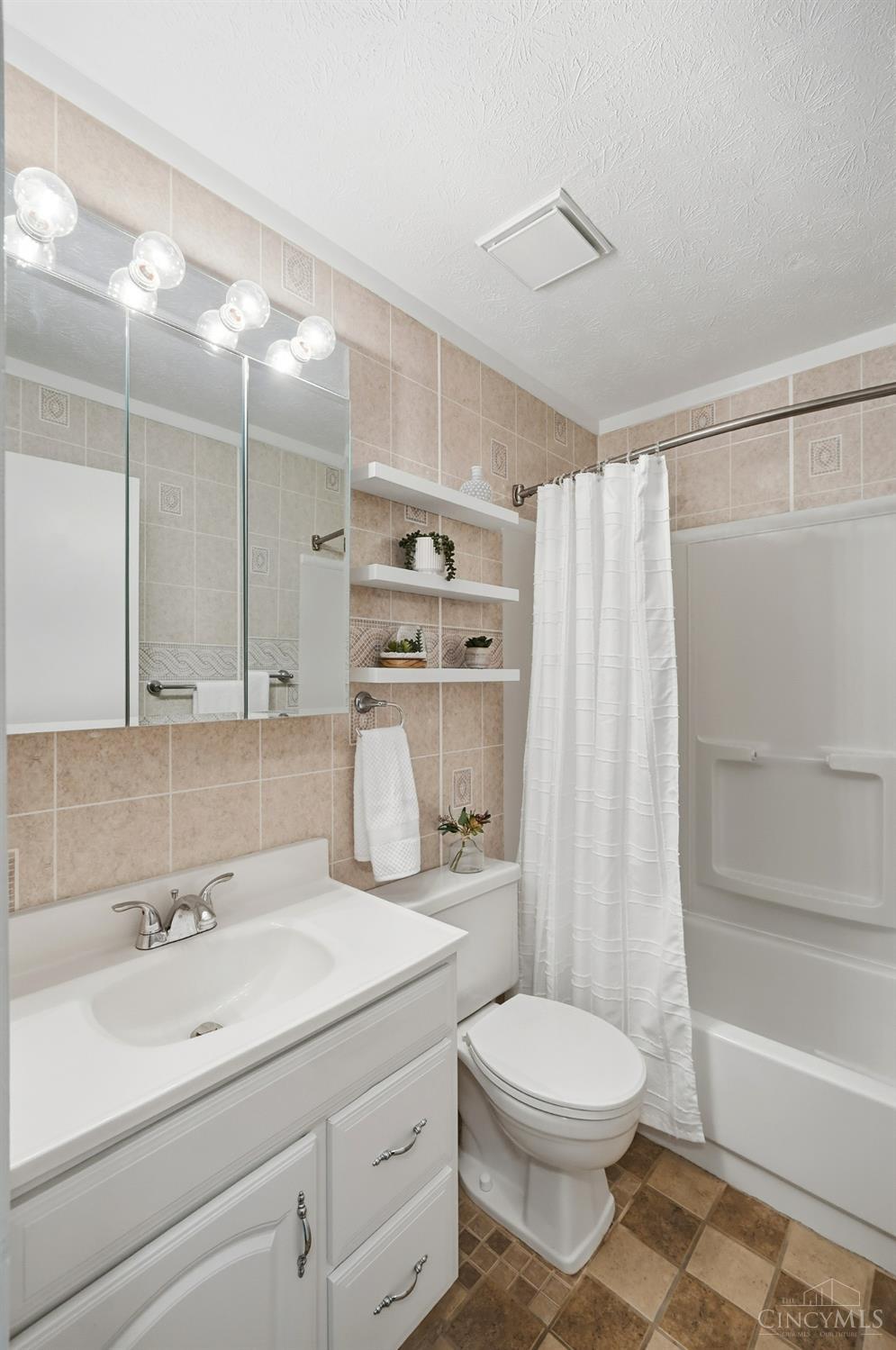 5818 Mount Vernon Drive