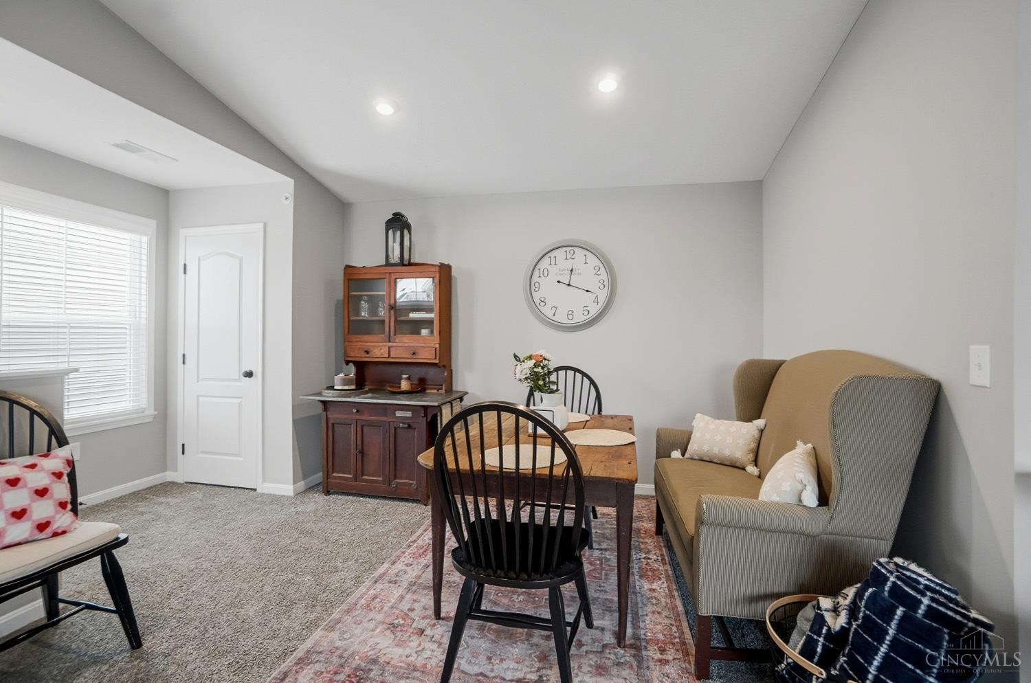 5882 Parkview Lane 300