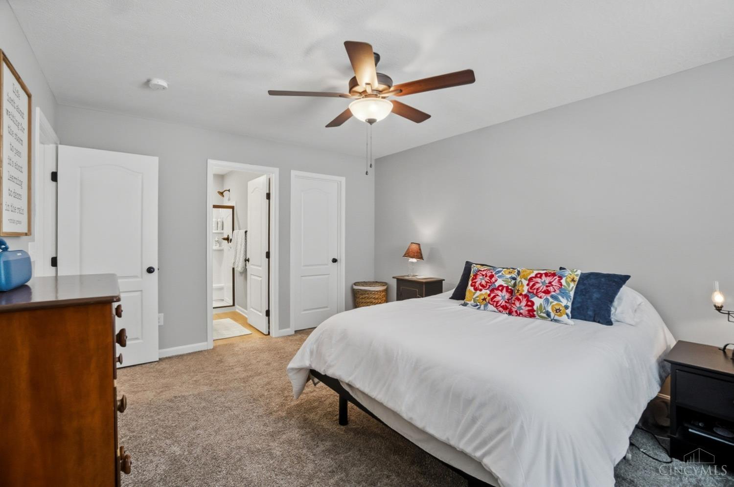 5882 Parkview Lane 300