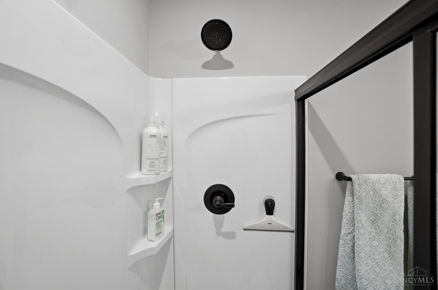 5882 Parkview Lane 300