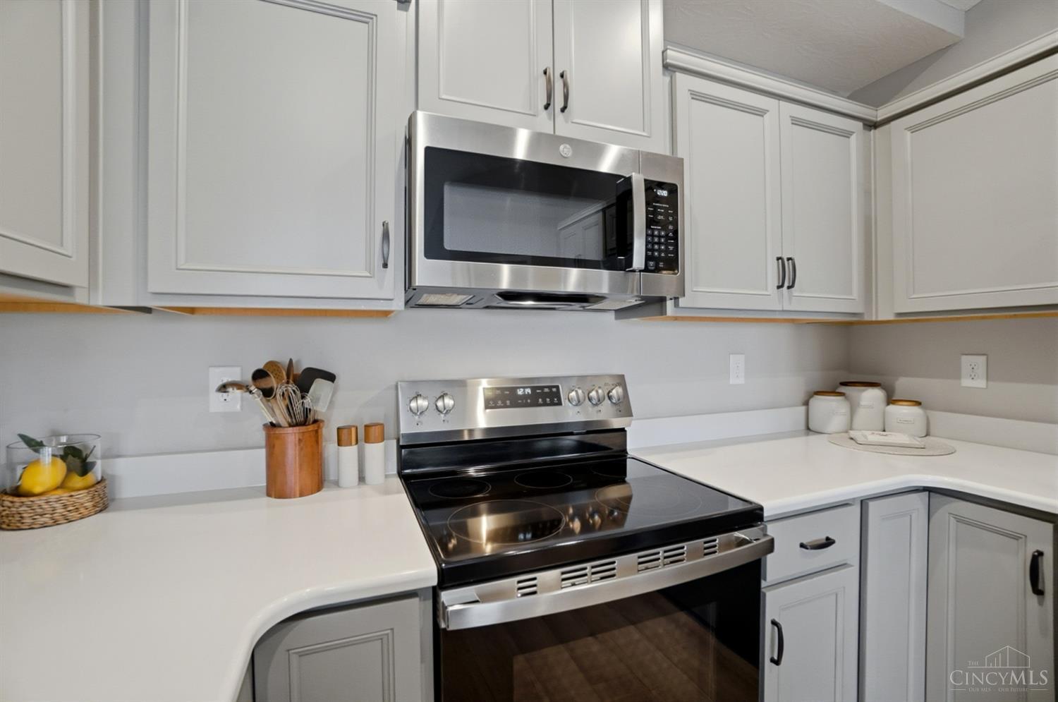 5882 Parkview Lane 300