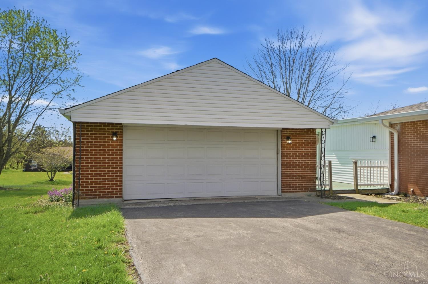 443 S State Route 123