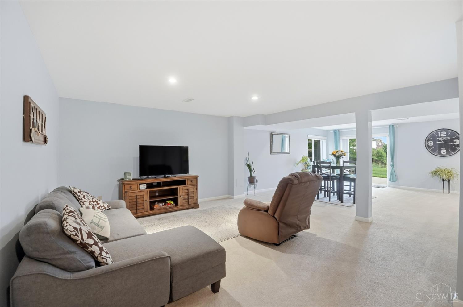8300 Cherrydale Court