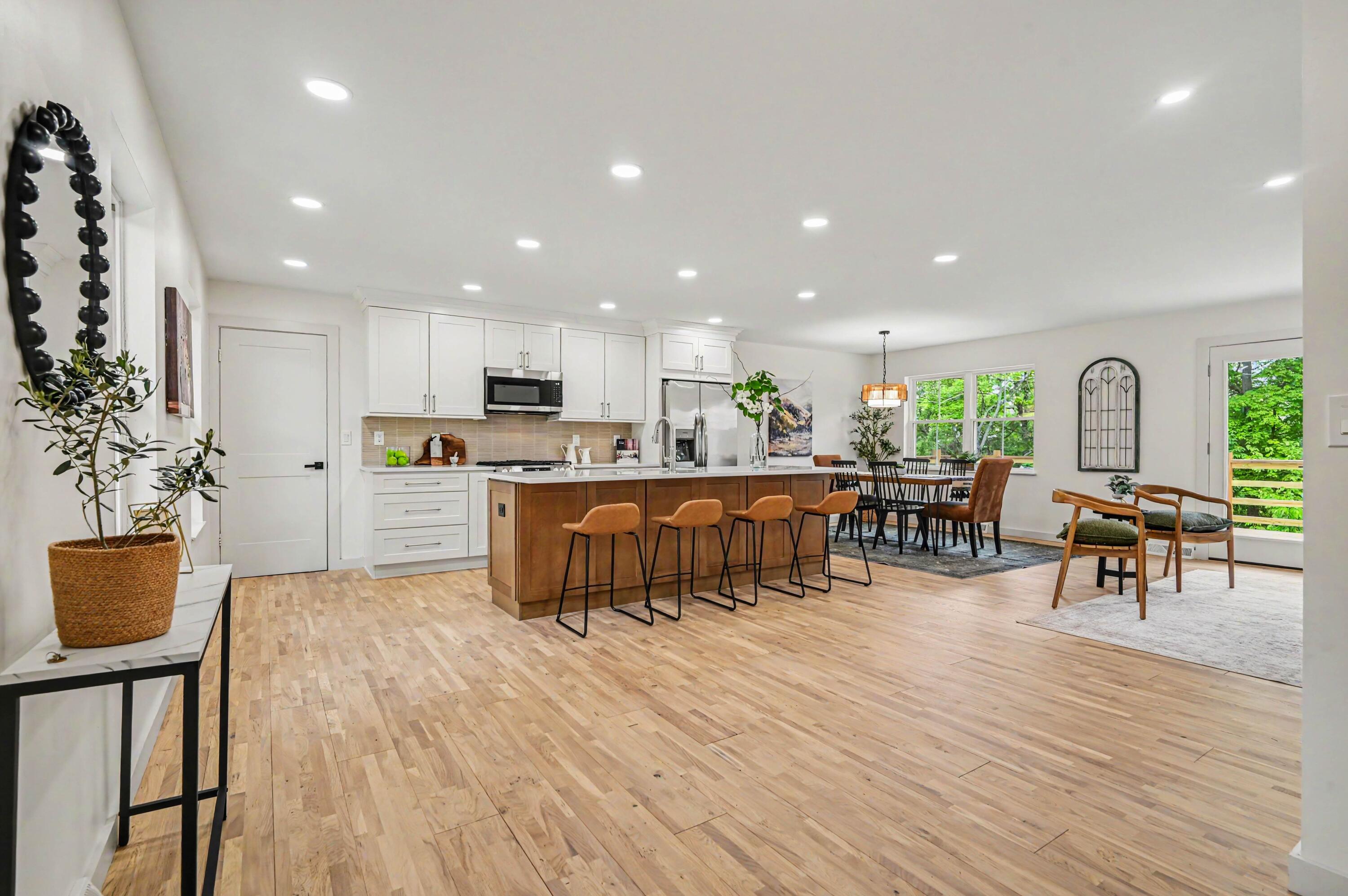 830 Pinehurst Drive