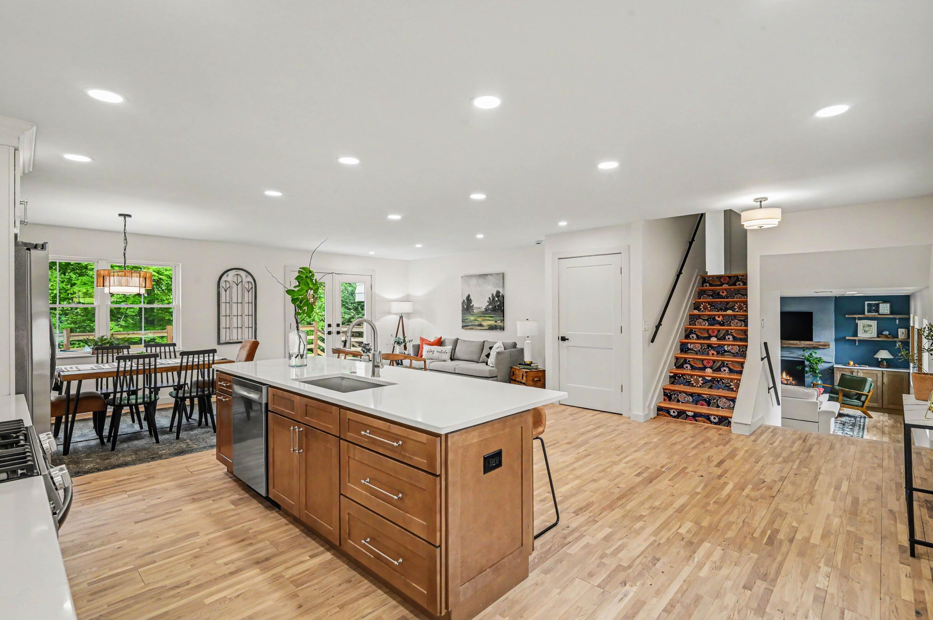 830 Pinehurst Drive