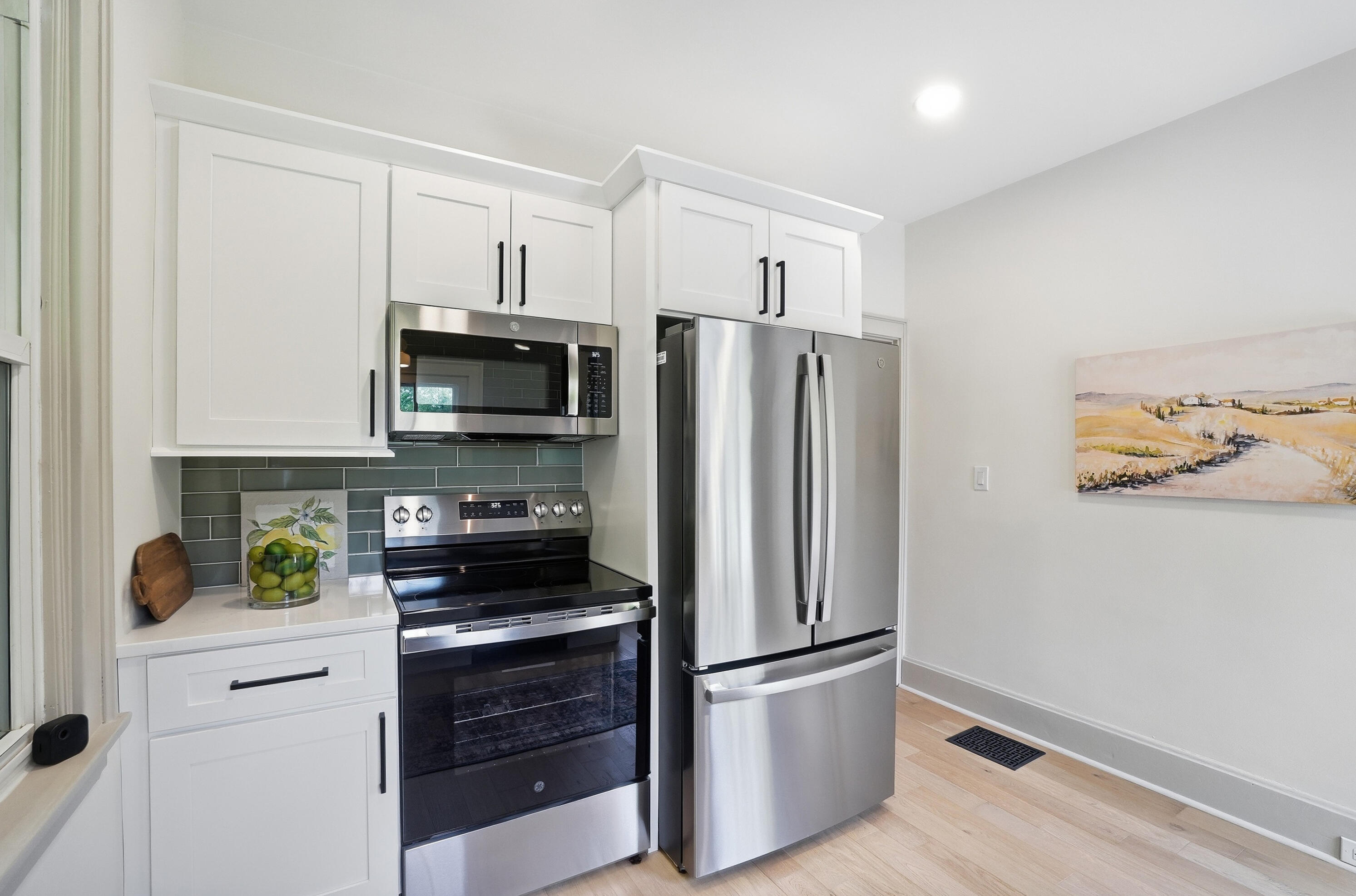 7 Parkview Avenue