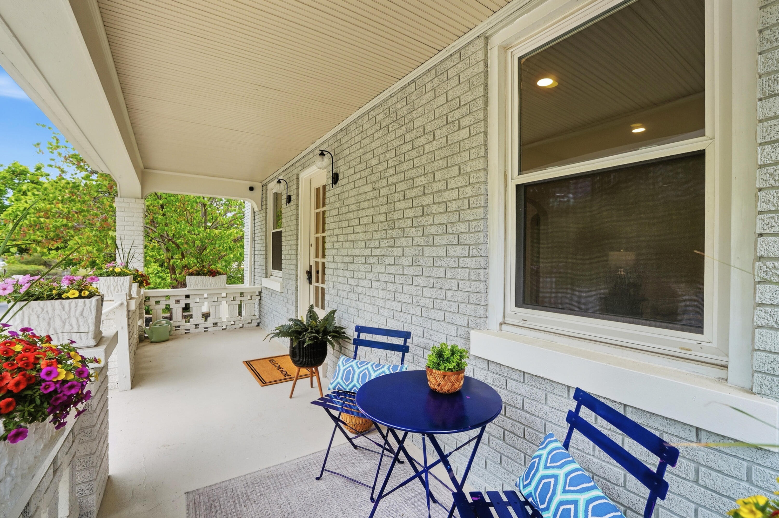 7 Parkview Avenue