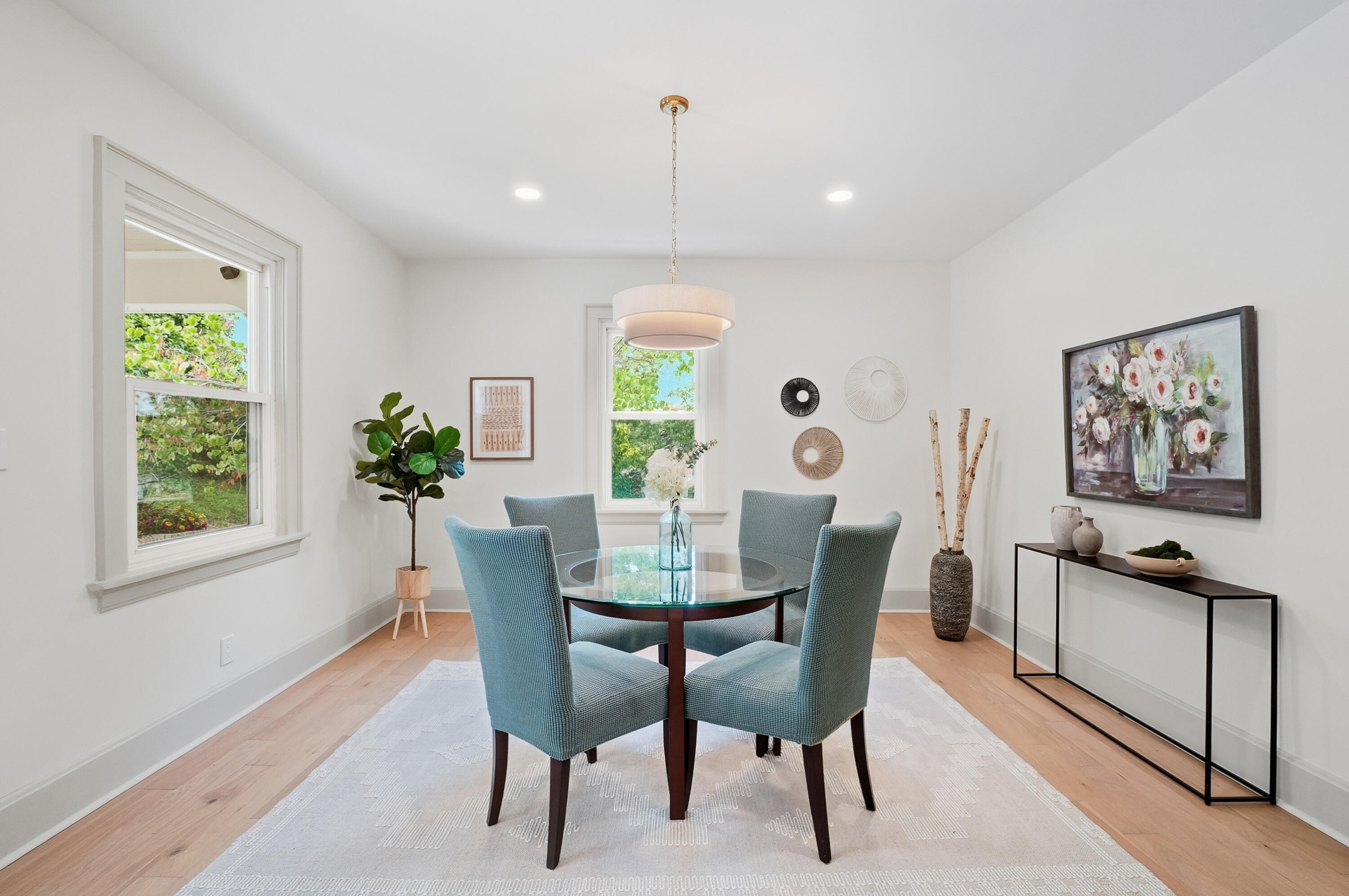 7 Parkview Avenue