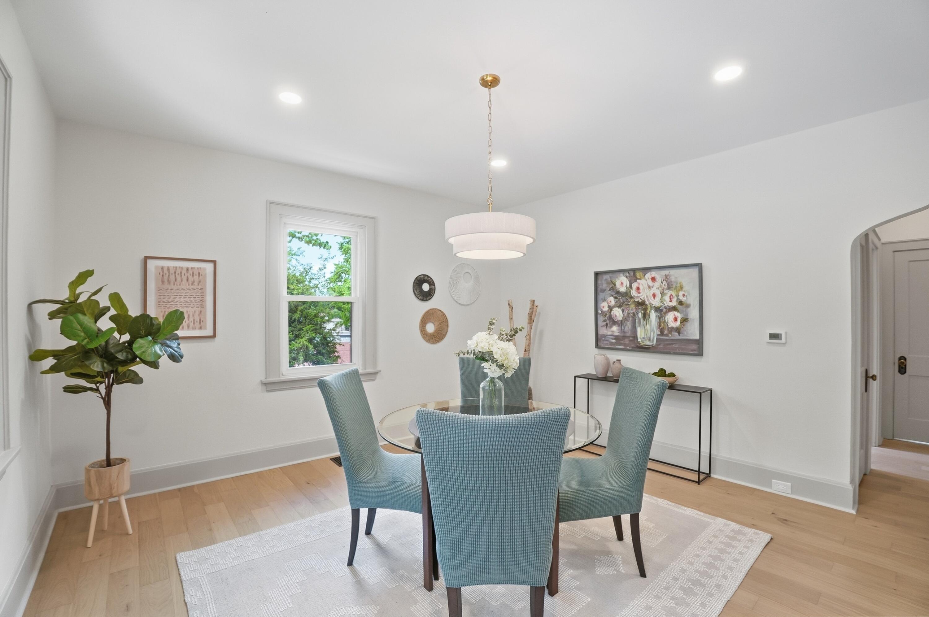 7 Parkview Avenue