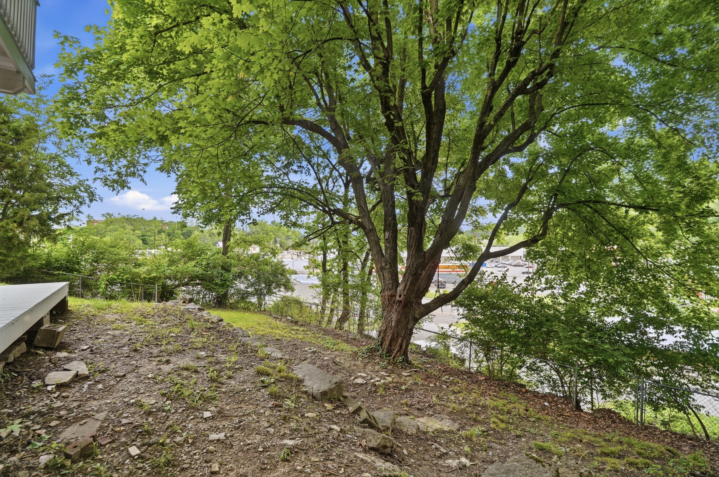 7 Parkview Avenue
