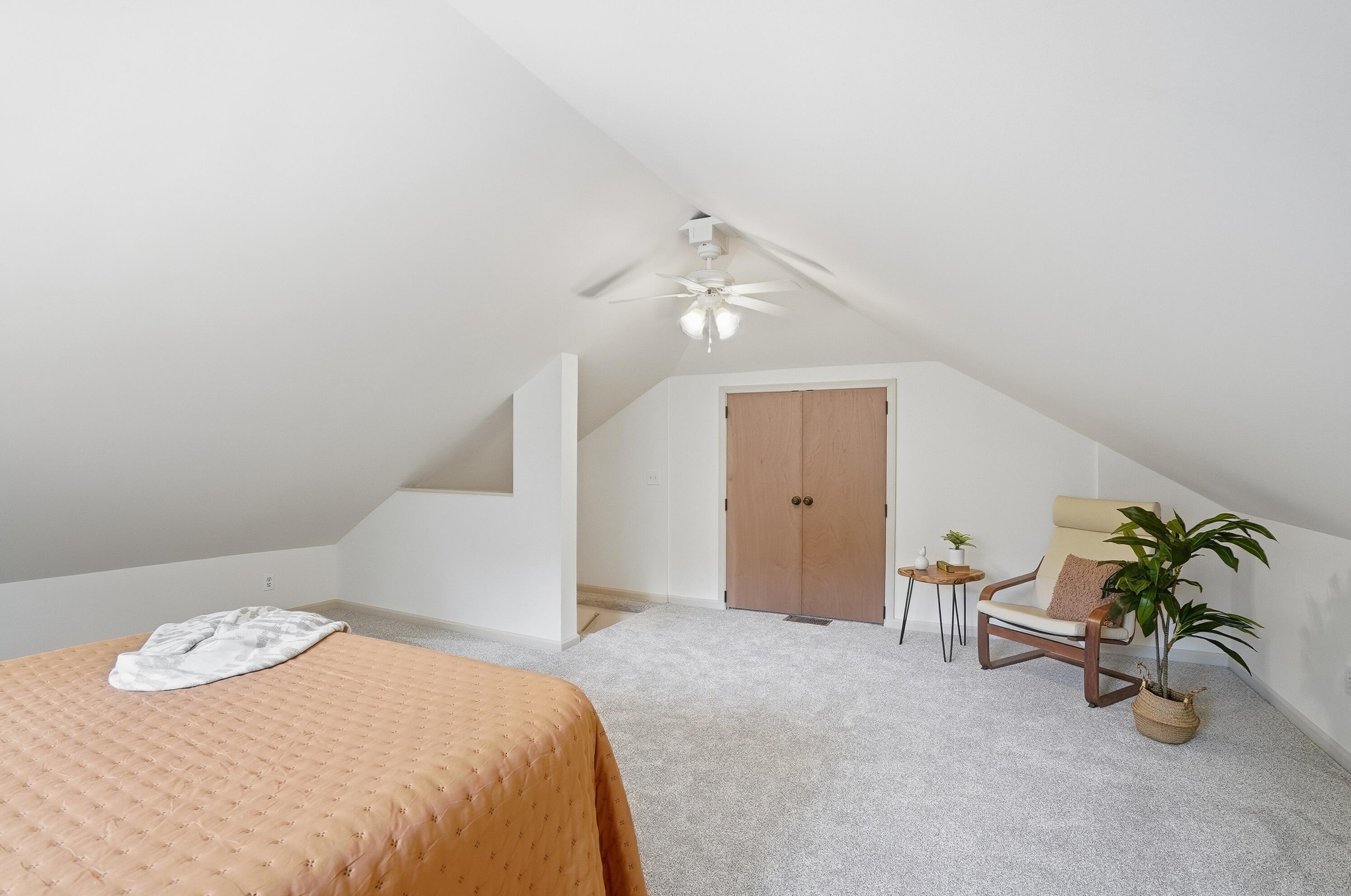 7 Parkview Avenue