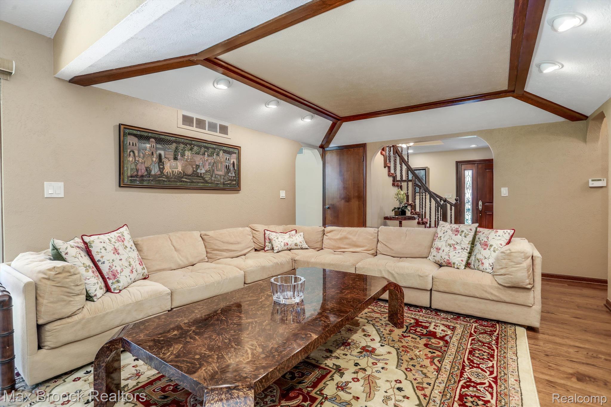 3129 PARKLAND Drive