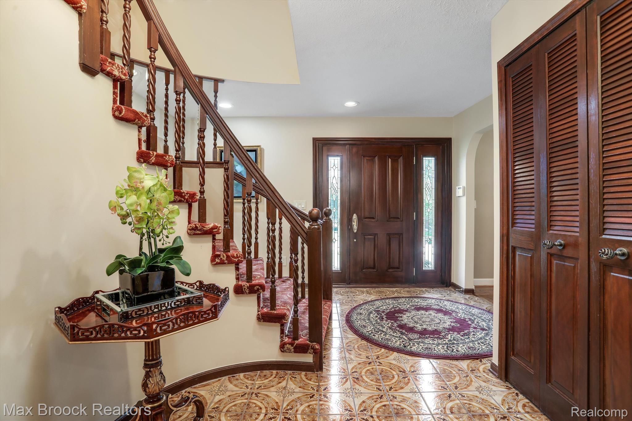 3129 PARKLAND Drive
