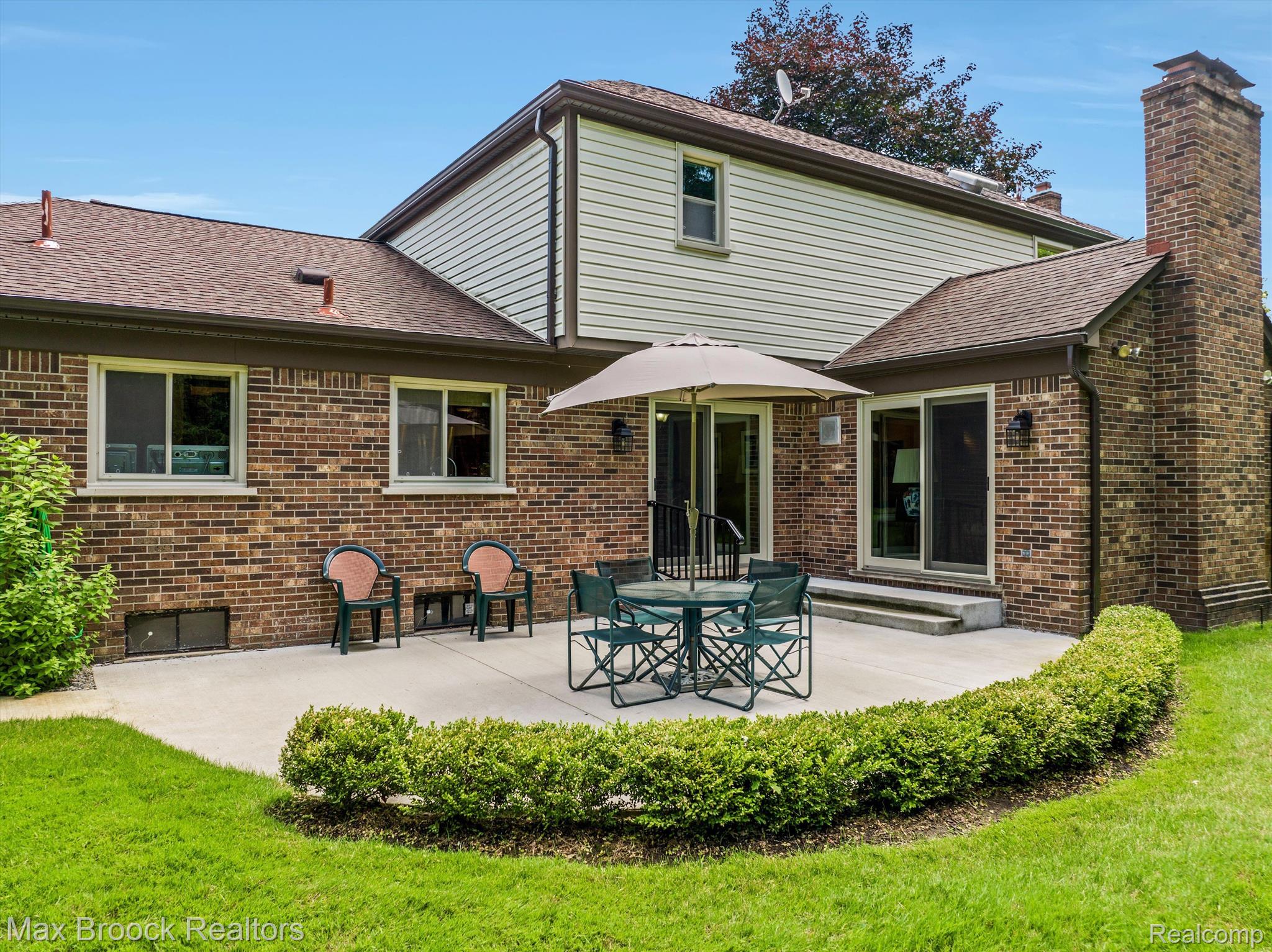 3129 PARKLAND Drive