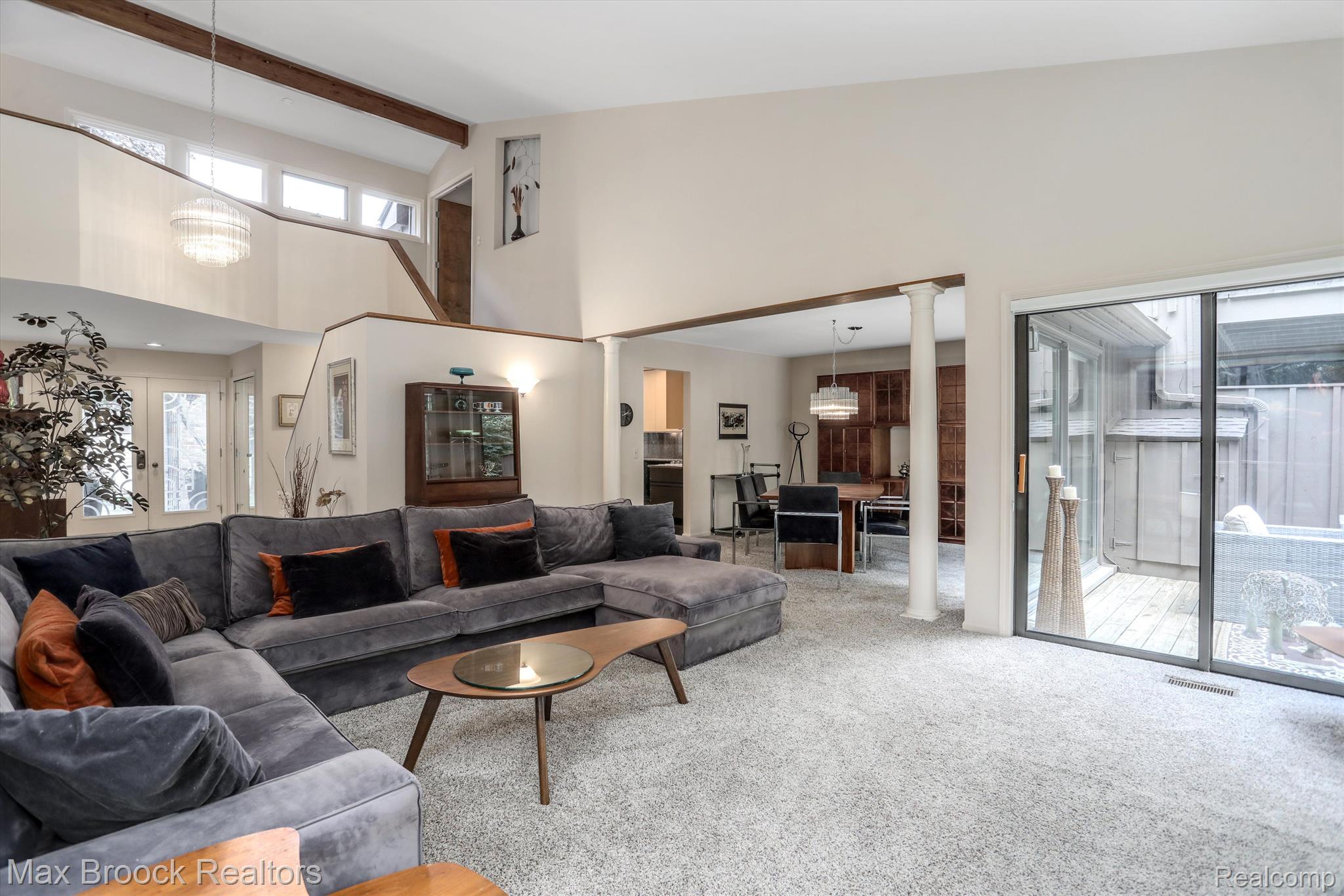 23935 GREENGLEN Court