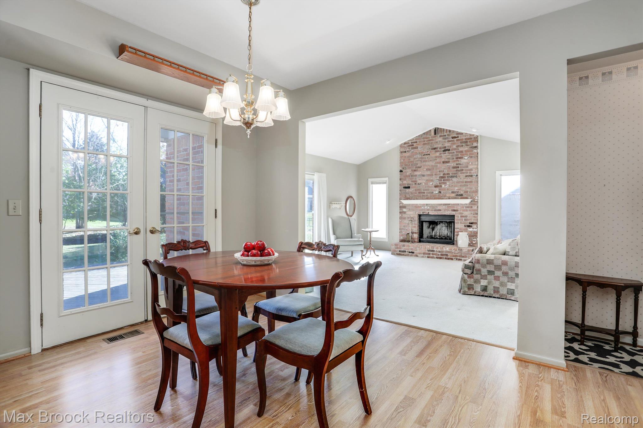 24596 BRAMBLEWOOD Drive