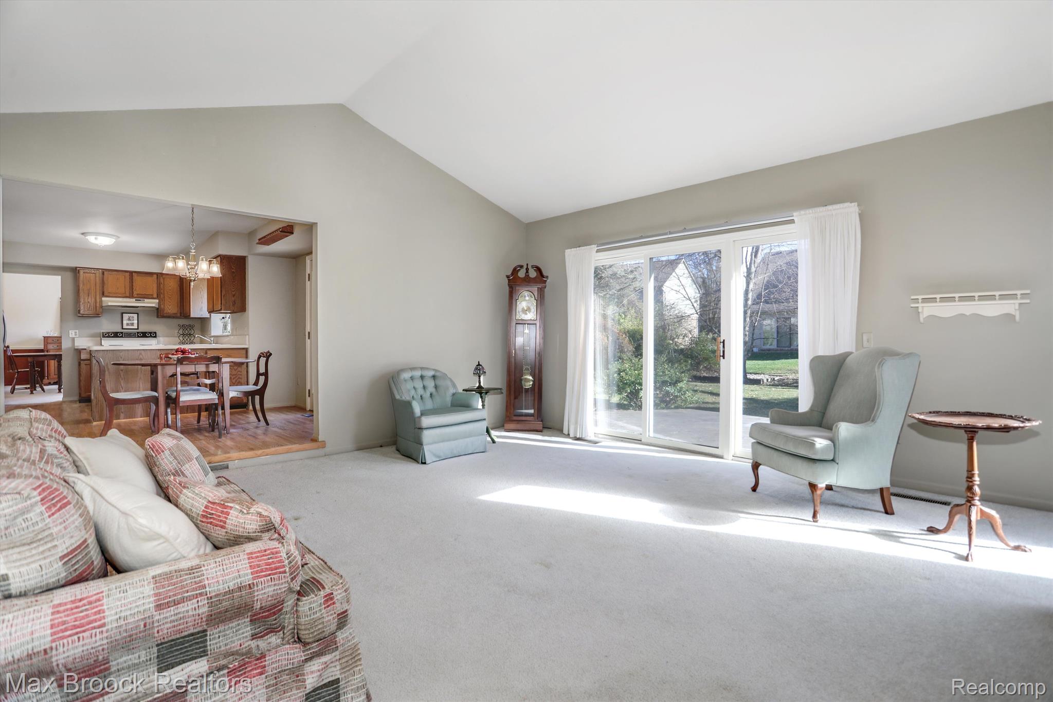 24596 BRAMBLEWOOD Drive
