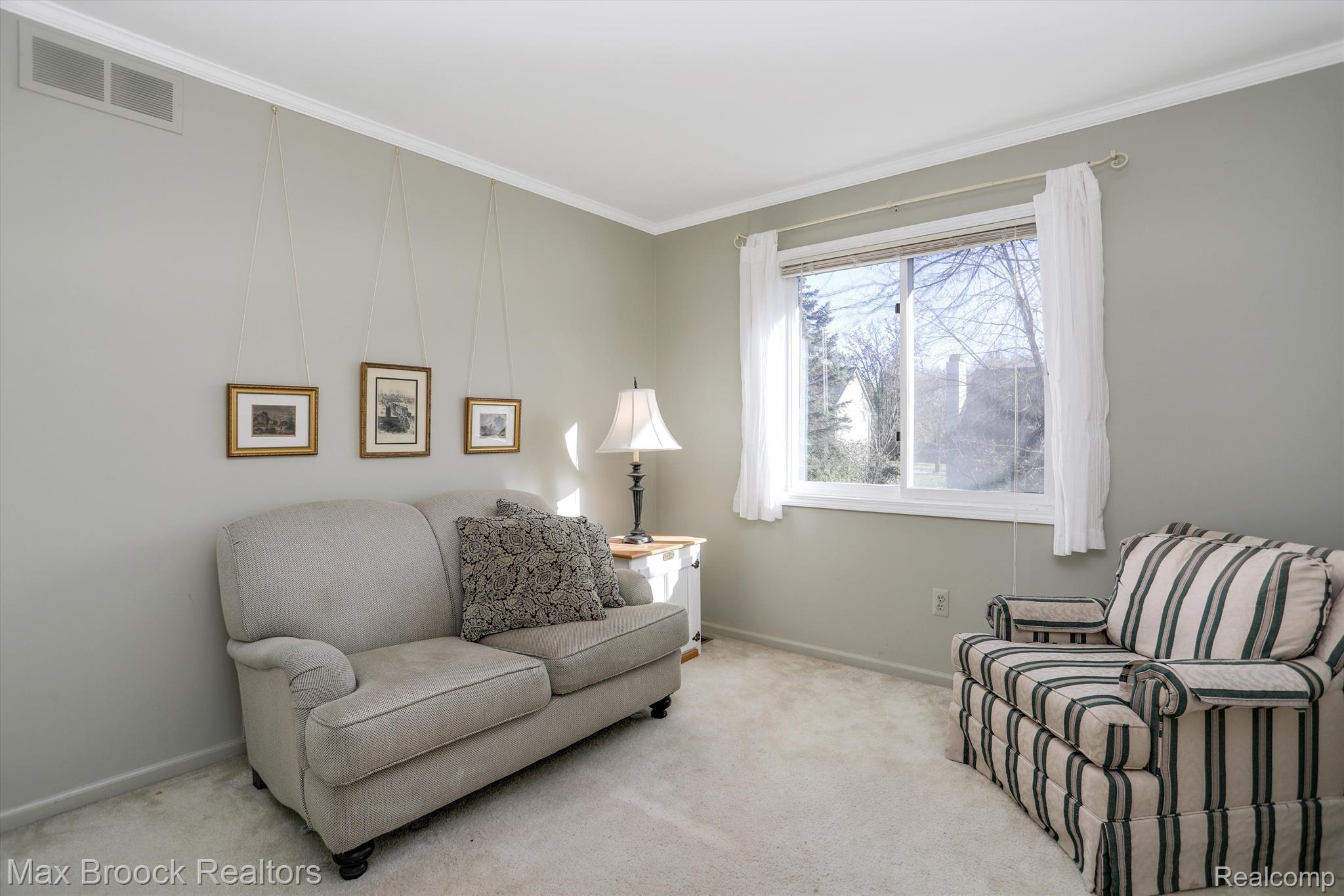 24596 BRAMBLEWOOD Drive
