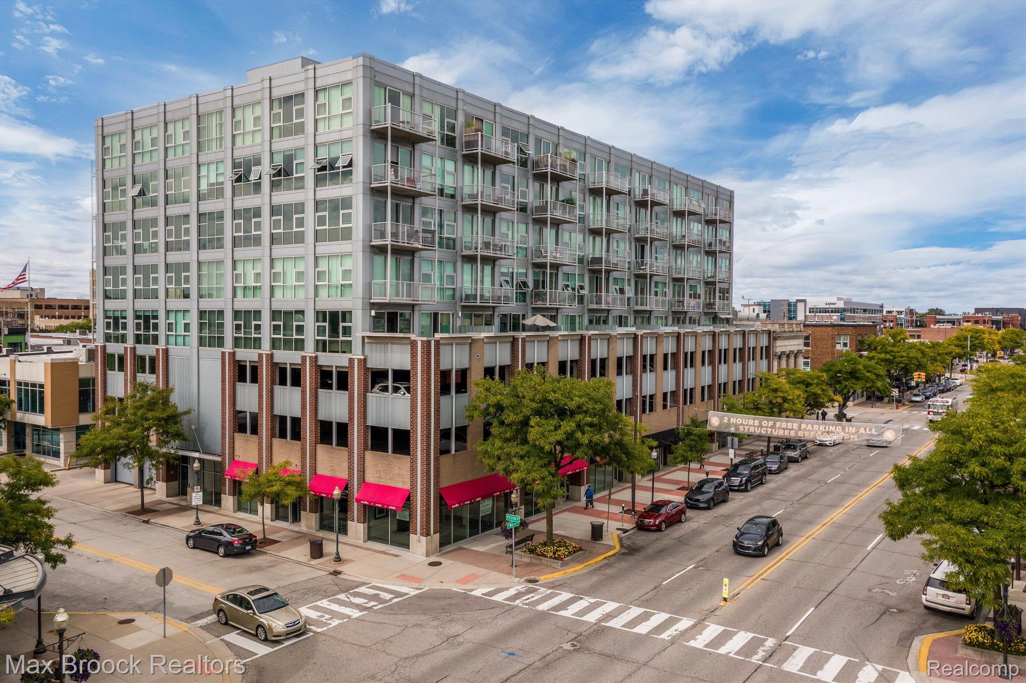 100 W 5TH Street Unit: 401