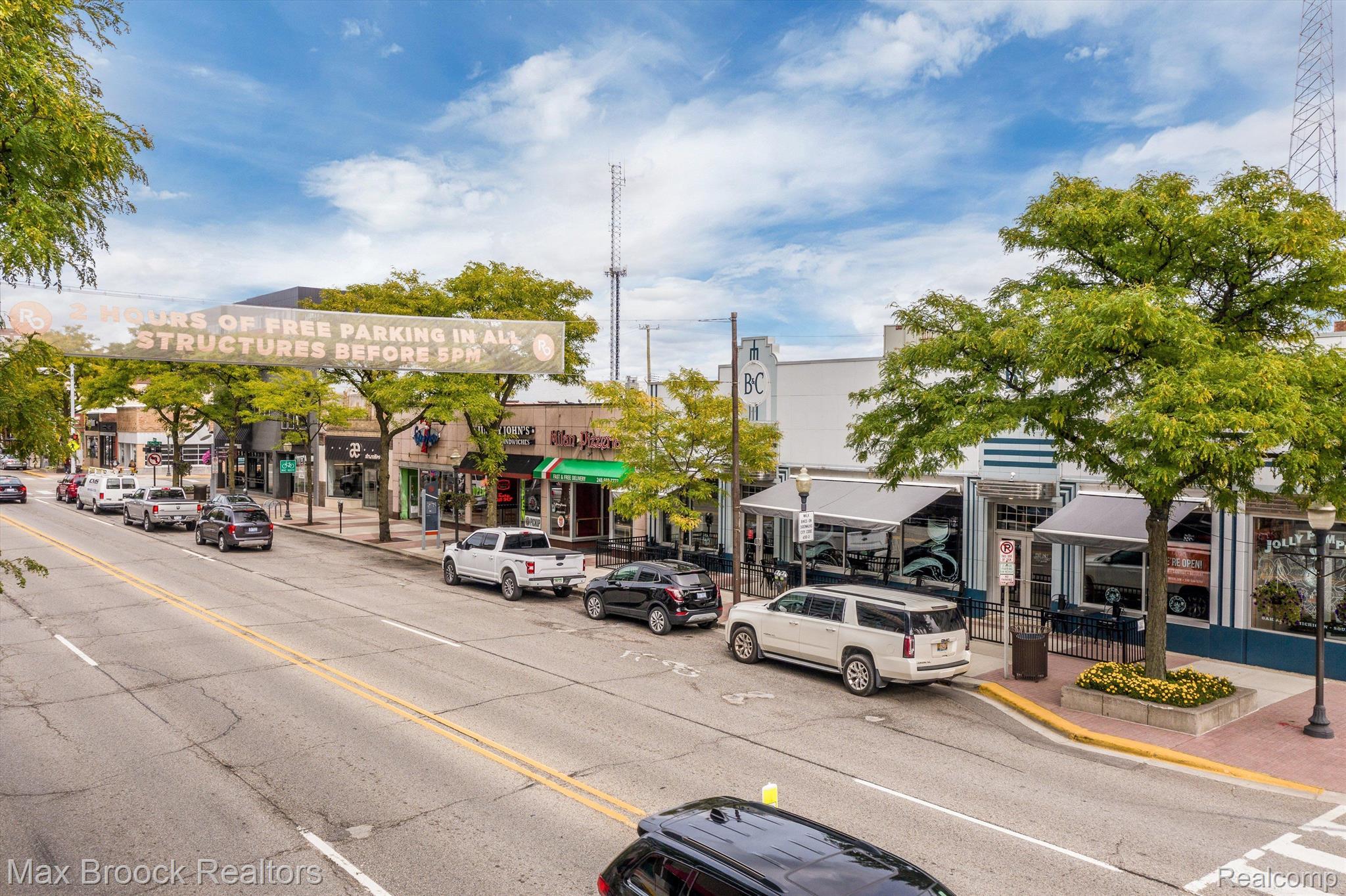 100 W 5TH Street Unit: 401