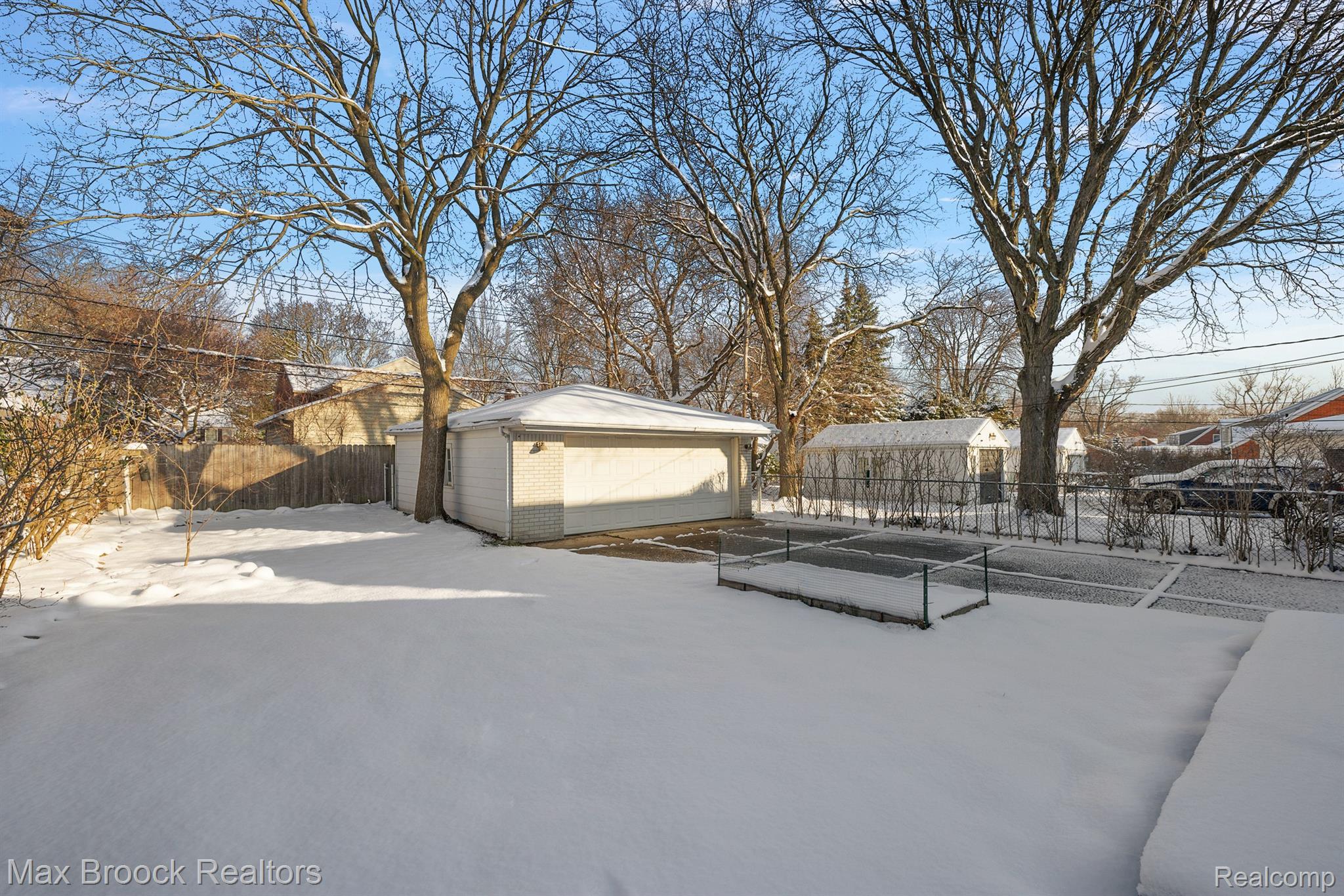 2826 BEMBRIDGE Road