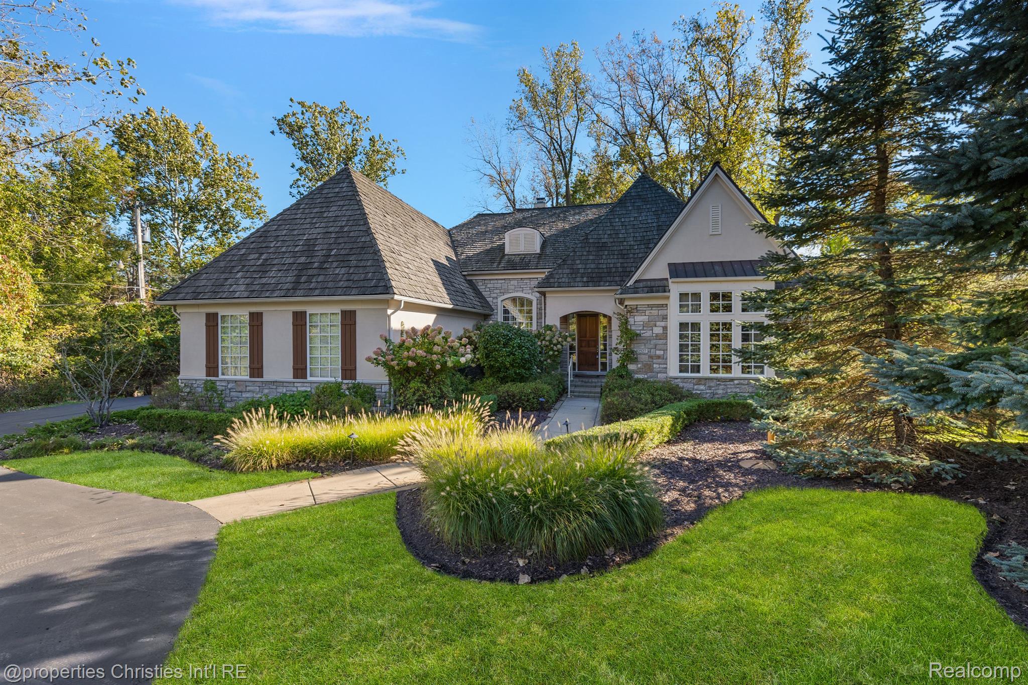 32527 WOODCREEK