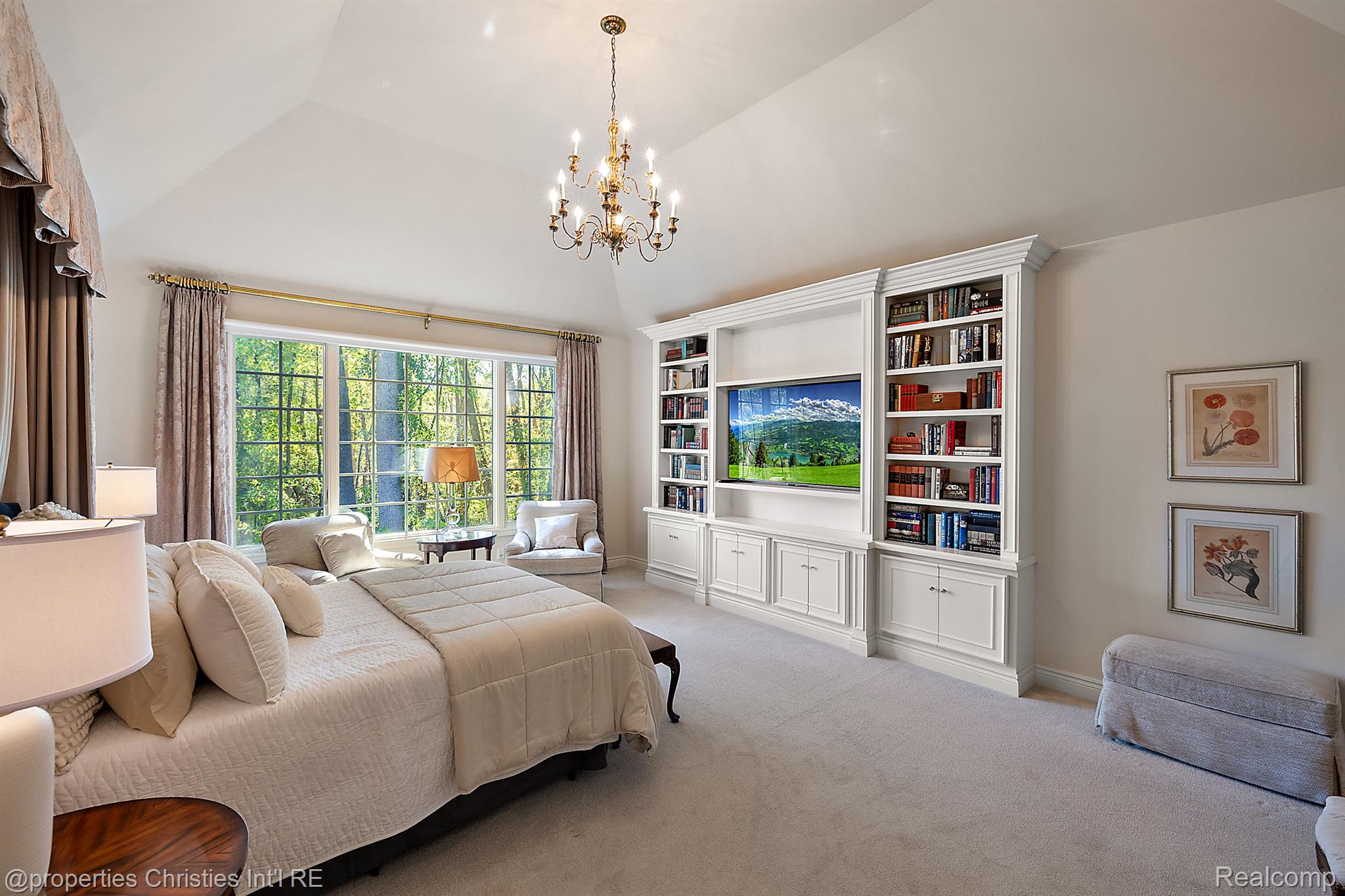 32527 WOODCREEK