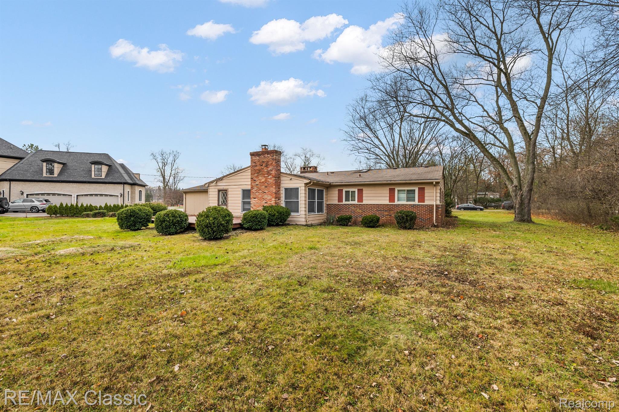 6601 WING LAKE Road
