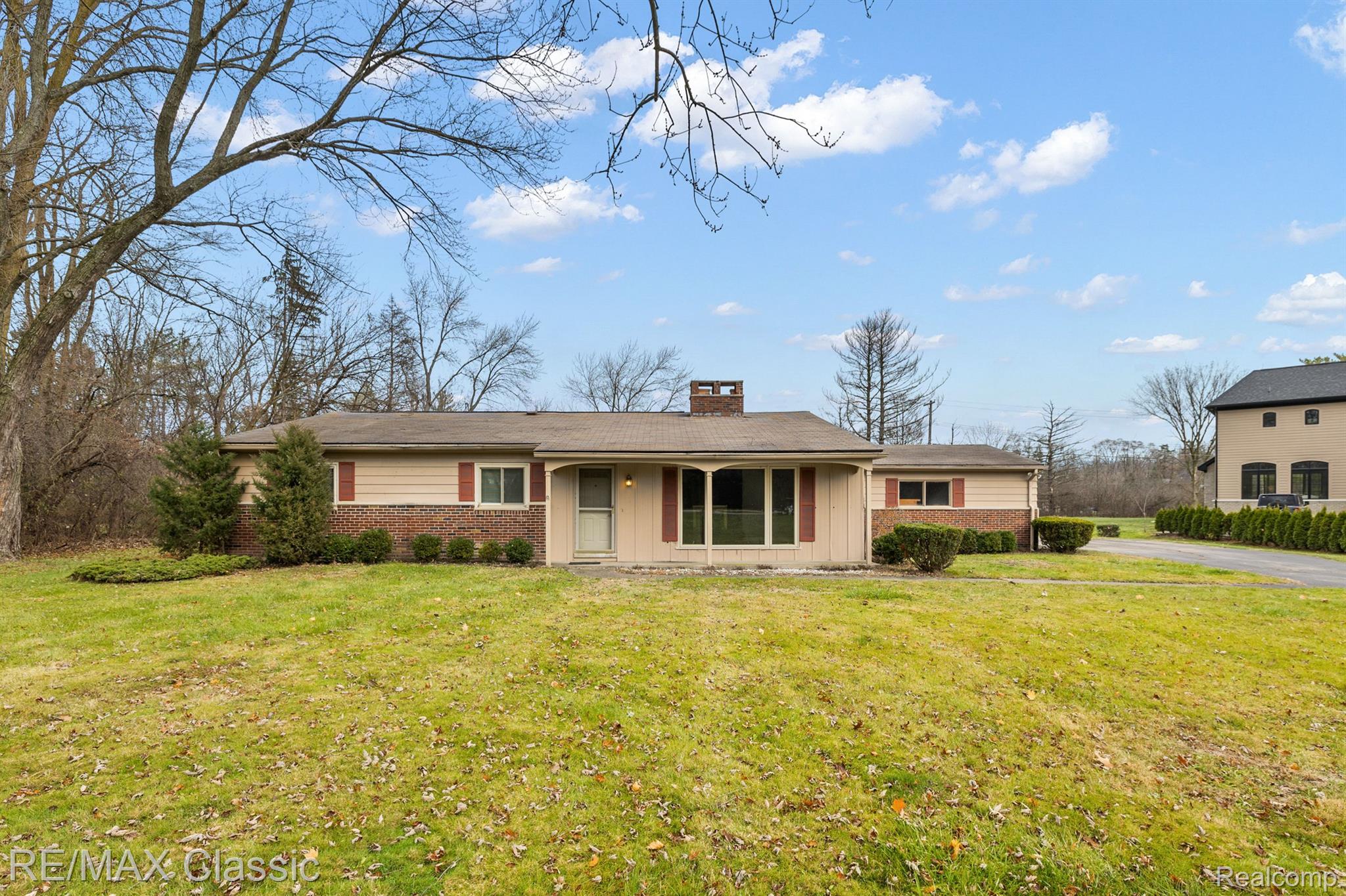 6601 WING LAKE Road