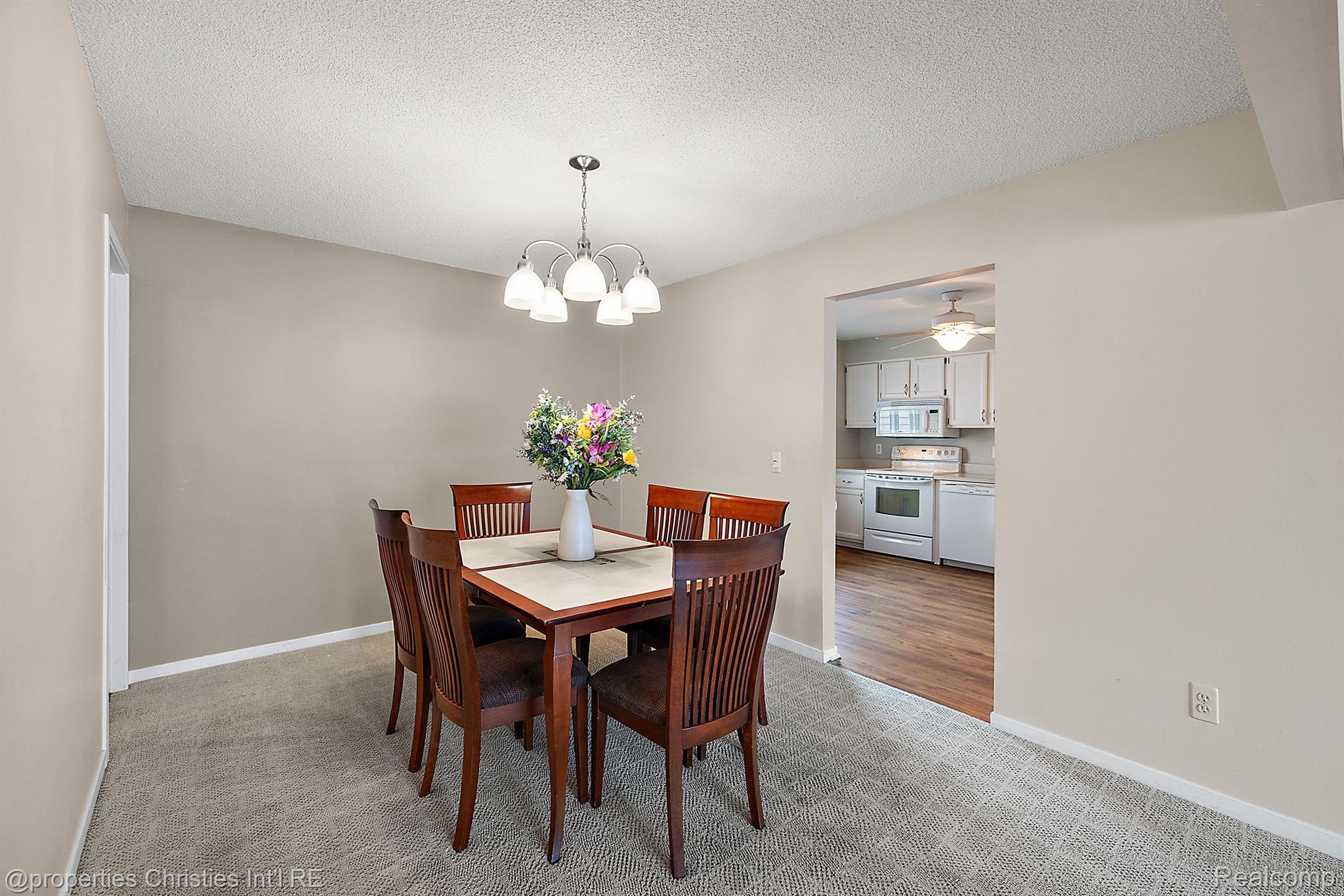 7915 LAWRENCE 15