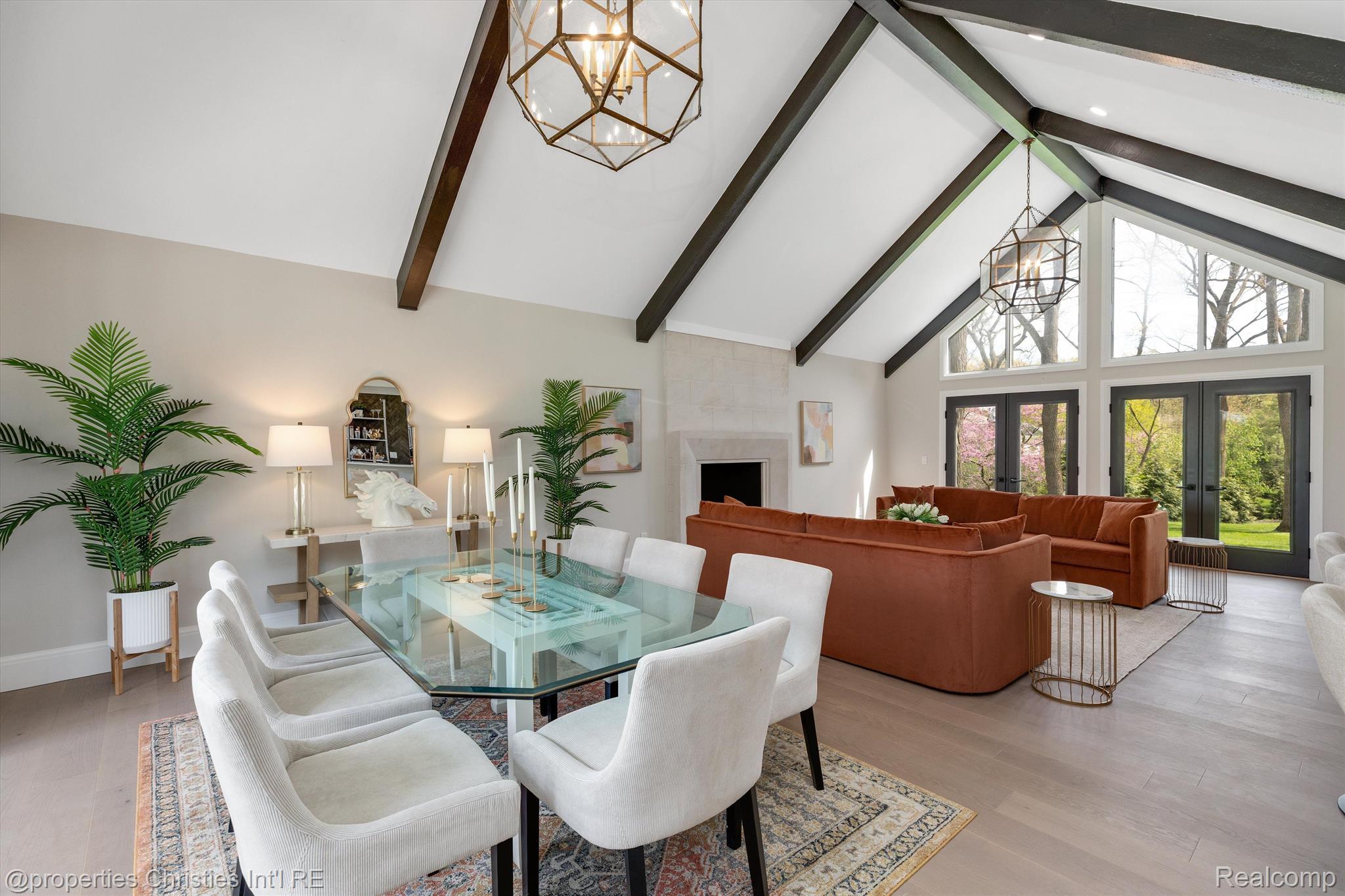 245 Chestnut Circle